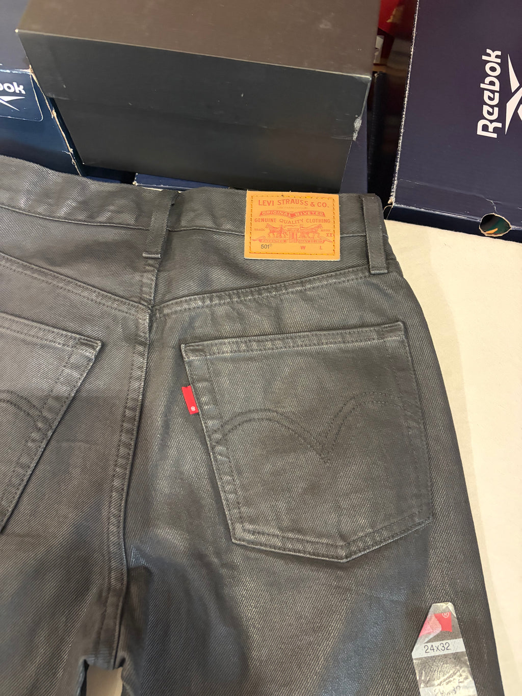 Levi's 501 Original Femme Neuf - Jean Enduit Gris Anthracite Taille 24x32