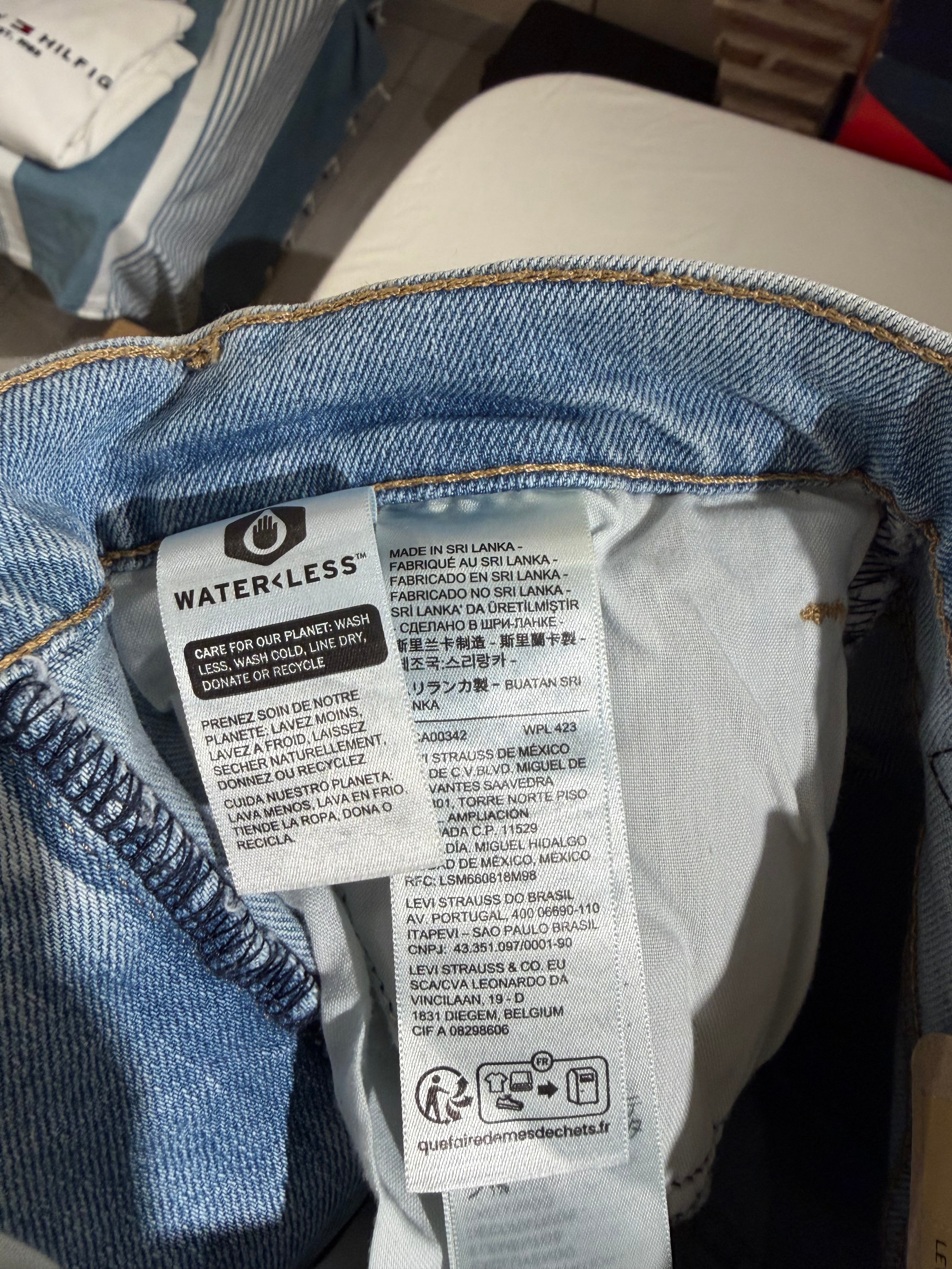 Levi's High-Waisted Mom Jeans Femme Bleu Clair 24x27 | Jean Taille Haute Neuf