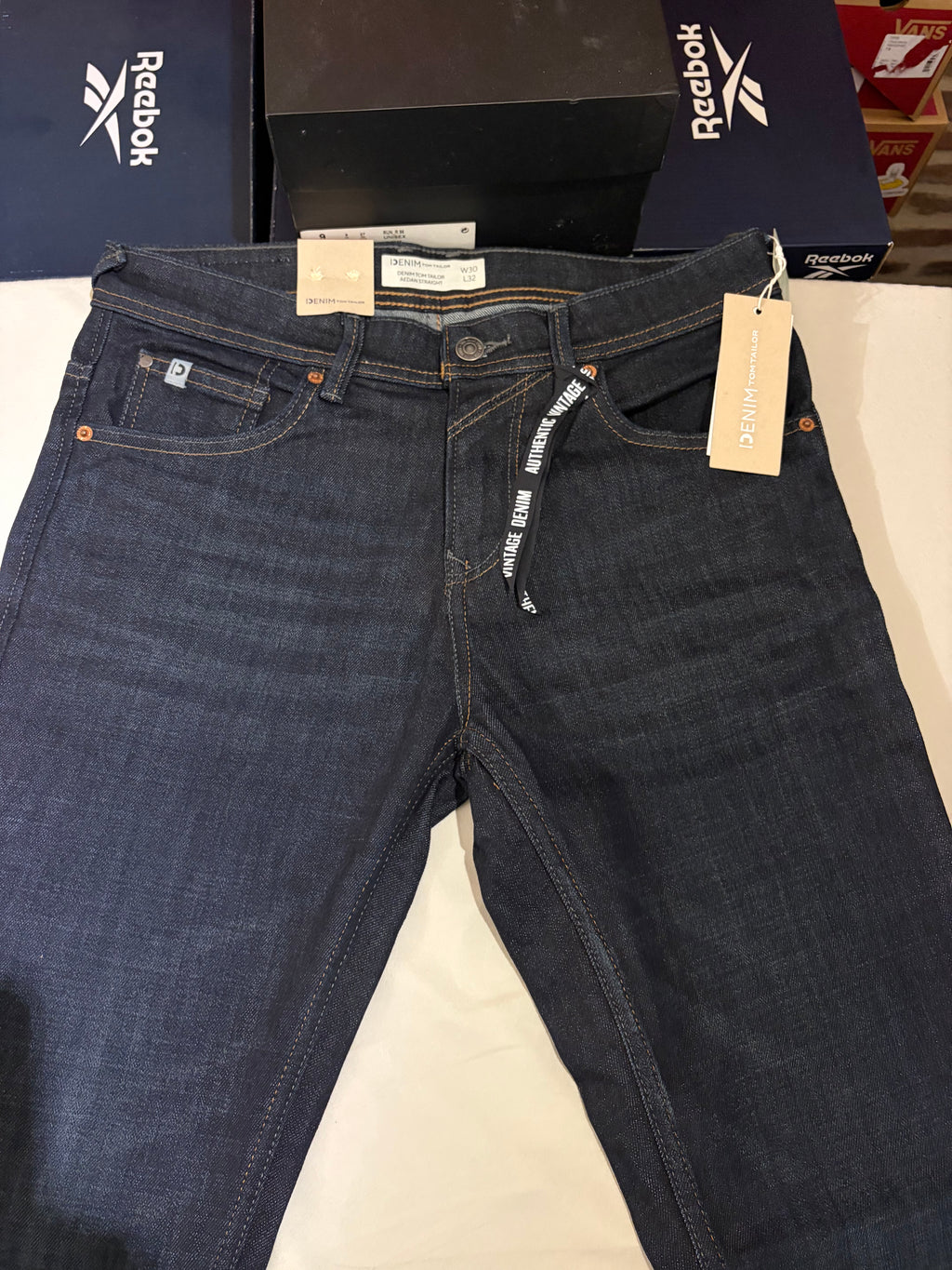 Jean Tom Tailor Denim Aedan Straight Homme Bleu Brut – Neuf avec étiquettes – Taille 30/32