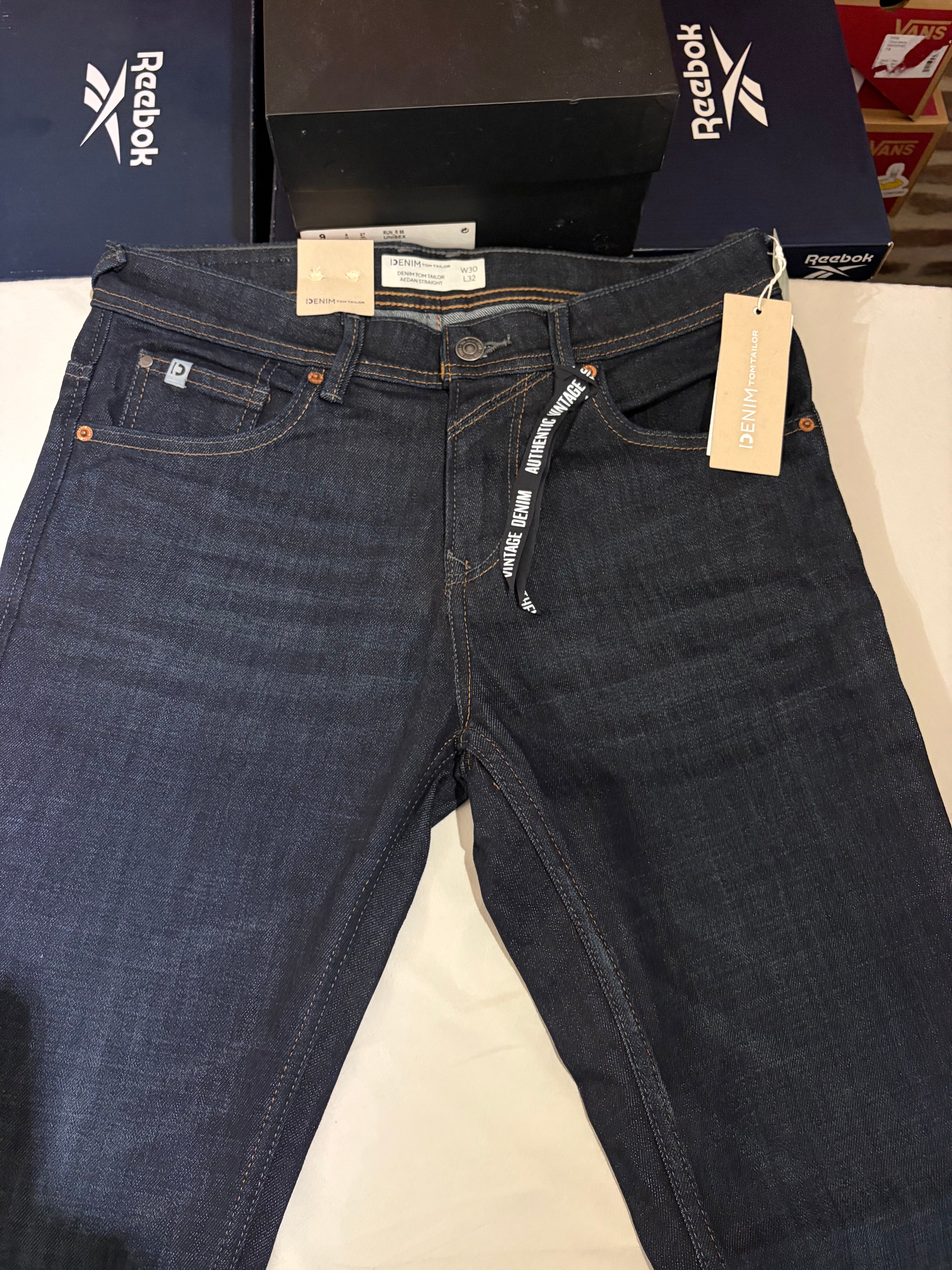 Jean Tom Tailor Denim Aedan Straight Homme Bleu Brut – Neuf avec étiquettes – Taille 30/32
