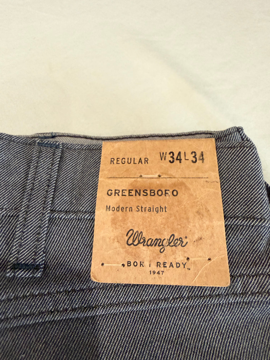 Jean Wrangler Greensboro Modern Straight Homme Gris W34 L34 Neuf