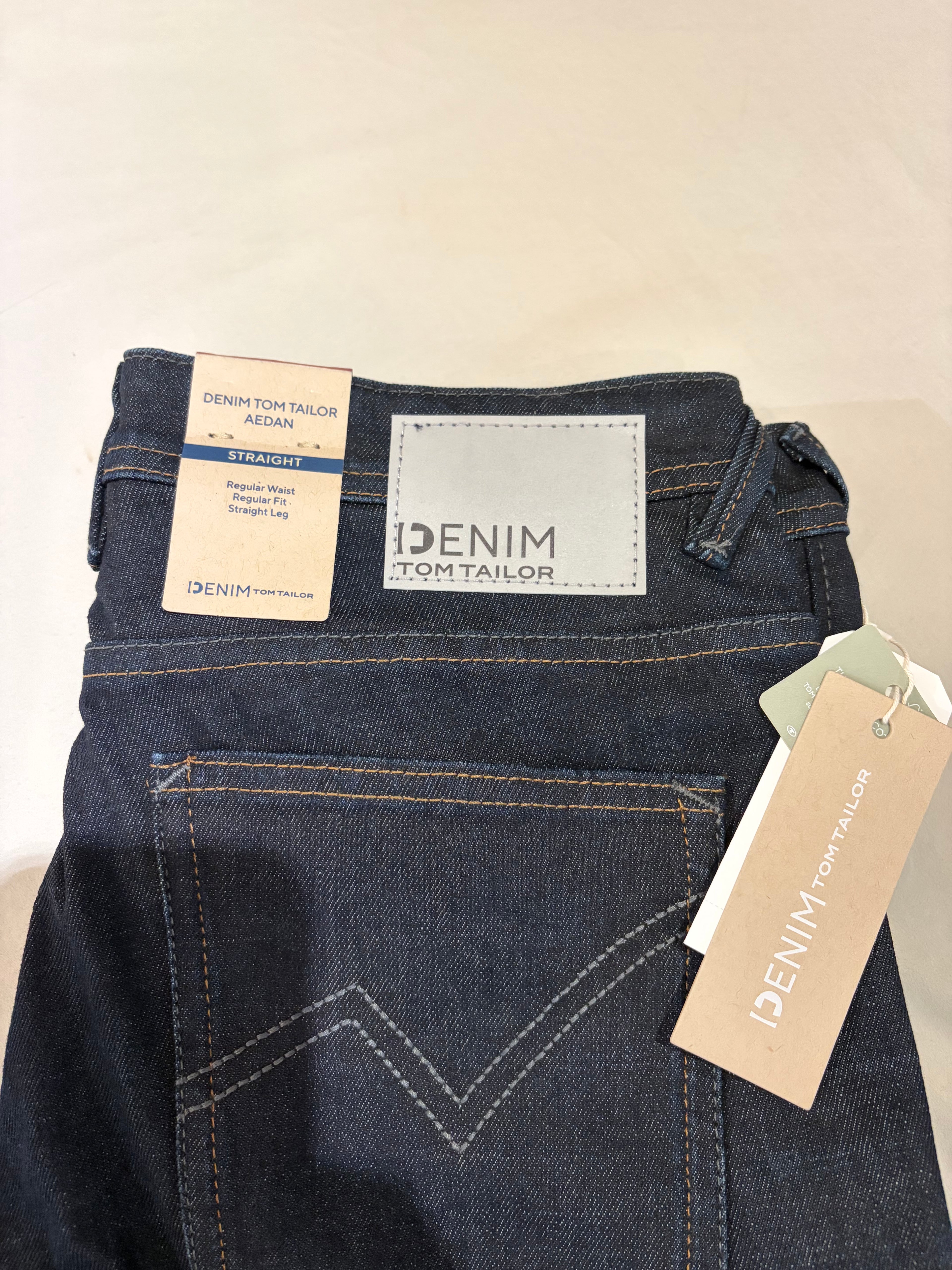 Jean Tom Tailor Denim Aedan Straight Homme Bleu Brut Foncé – Neuf avec étiquettes – Taille 30/34