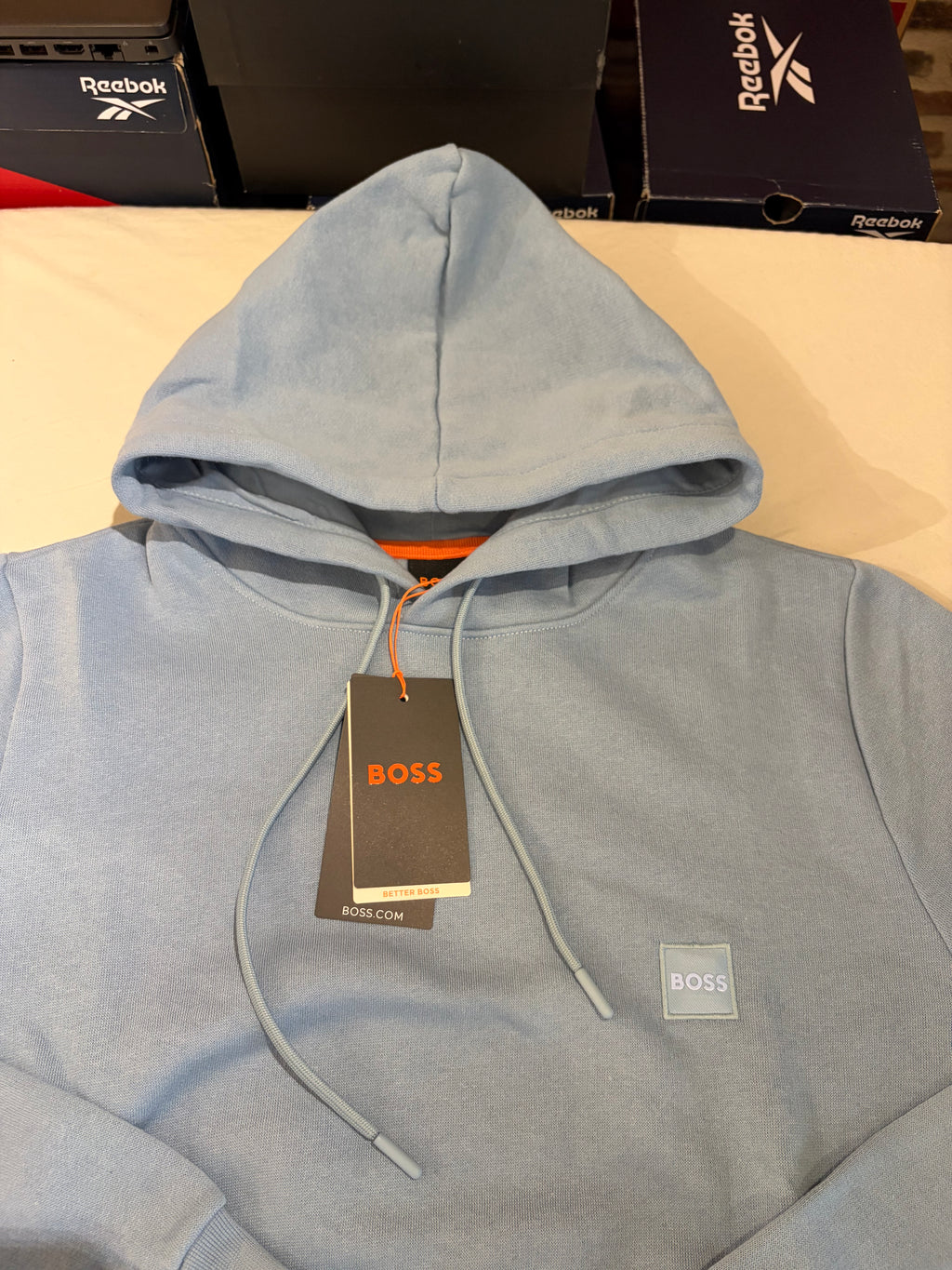 Sweat à capuche BOSS bleu ciel – Homme – Taille S – Neuf avec étiquette
