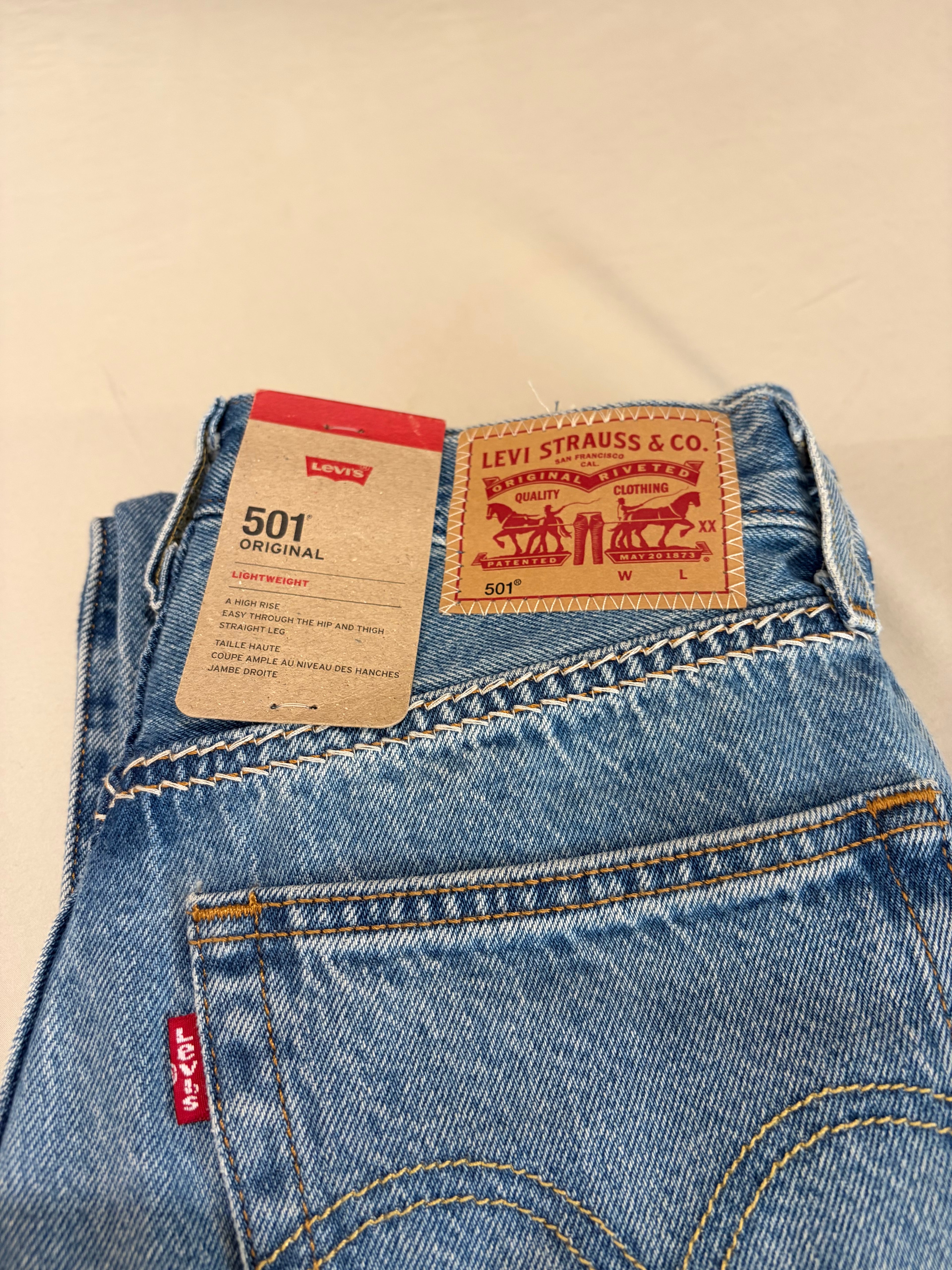 Levi's 501 Original Femme Bleu Clair 24x32 | Jean Droit Iconique Neuf