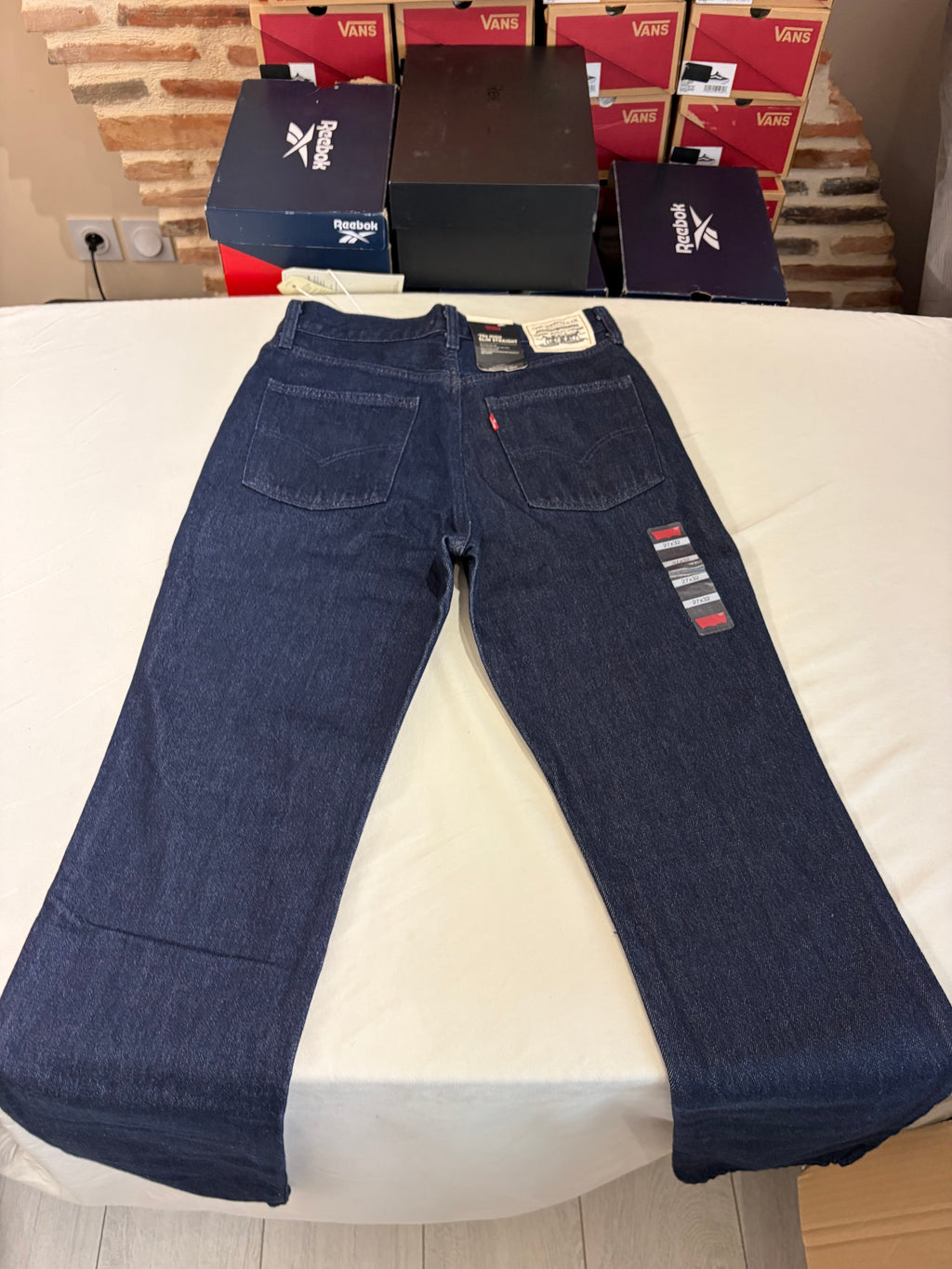 Jean Levi's® 70s High Slim Straight Femme Bleu Brut – Taille W27 L32 – Neuf avec Étiquette