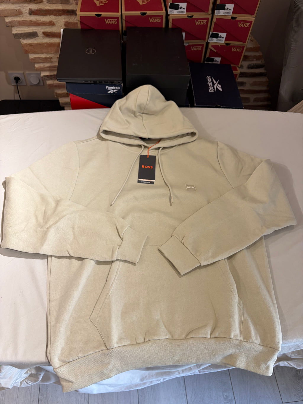 BOSS – Sweat à Capuche Homme Beige Clair Logo Patch – Taille XXL