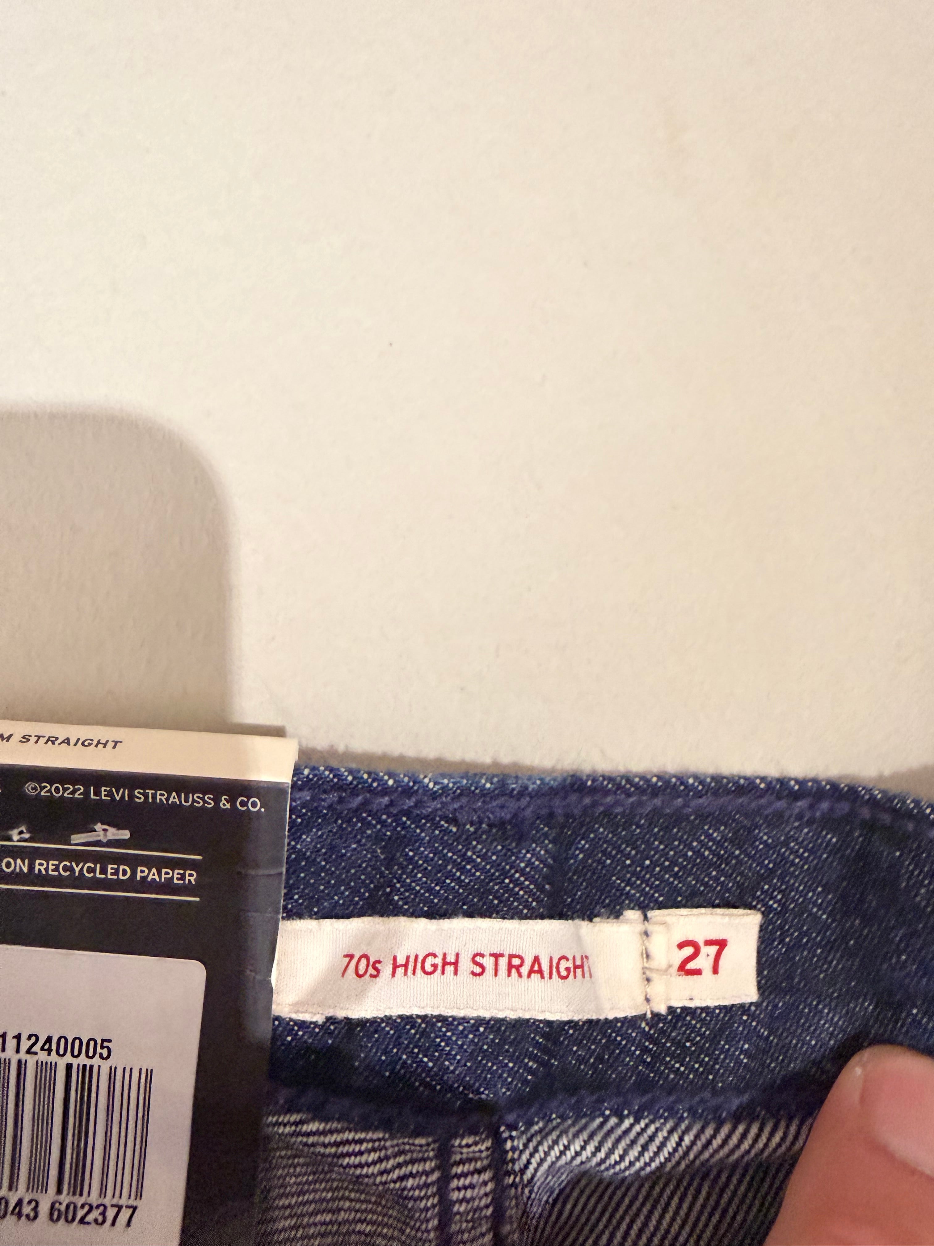 Jean Levi's® 70s High Slim Straight Femme Bleu Brut – Taille W27 L32 – Neuf avec Étiquette