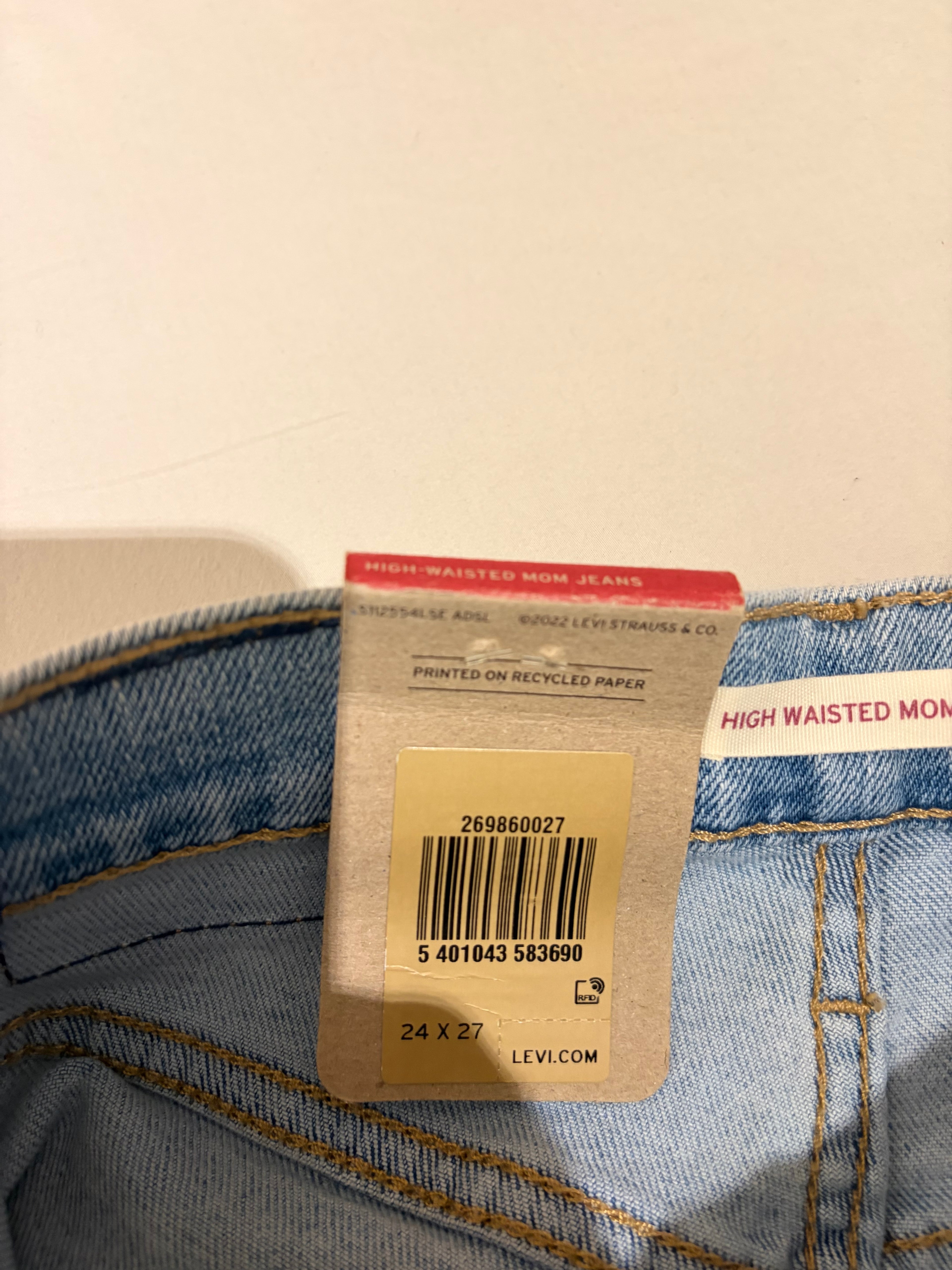 Levi's High-Waisted Mom Jeans Femme Bleu Clair 24x27 | Jean Taille Haute Neuf
