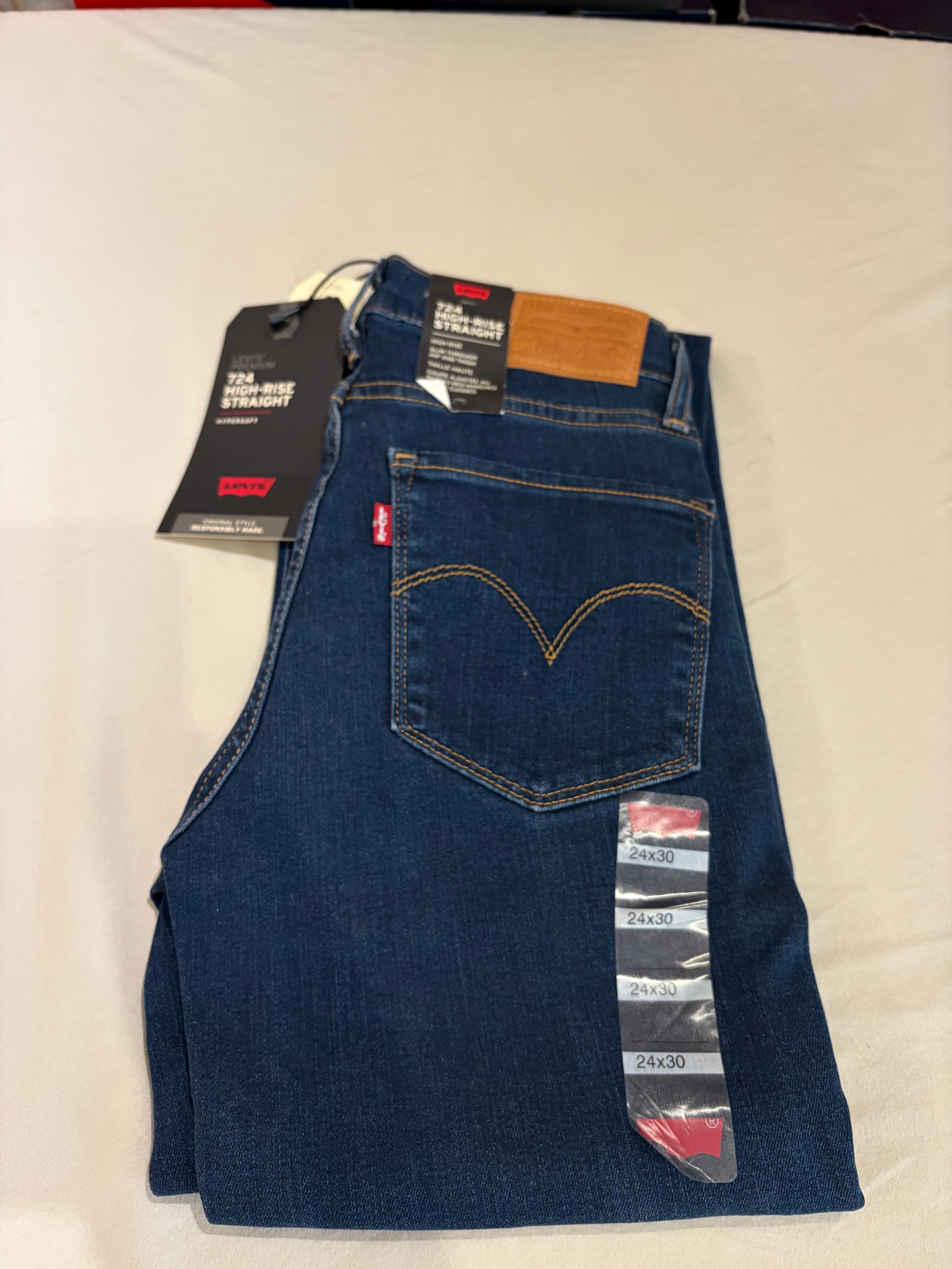 Levi's Premium 724 High-Rise Straight Femme Bleu Foncé 24x30 | Jean Taille Haute Neuf