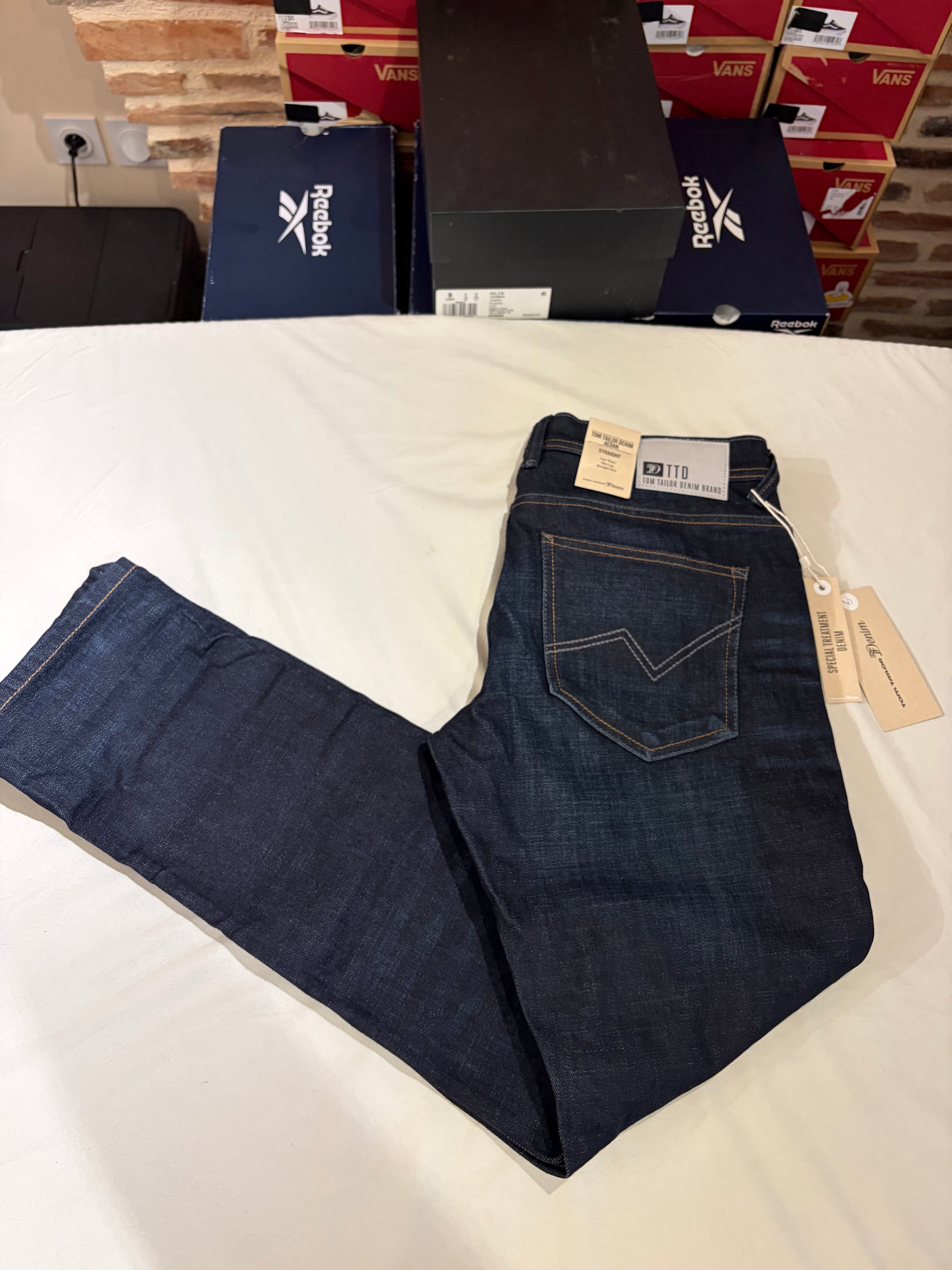 Jean Tom Tailor Denim Aedan Straight Homme Bleu Brut Foncé – Neuf avec étiquettes – Taille 32/34