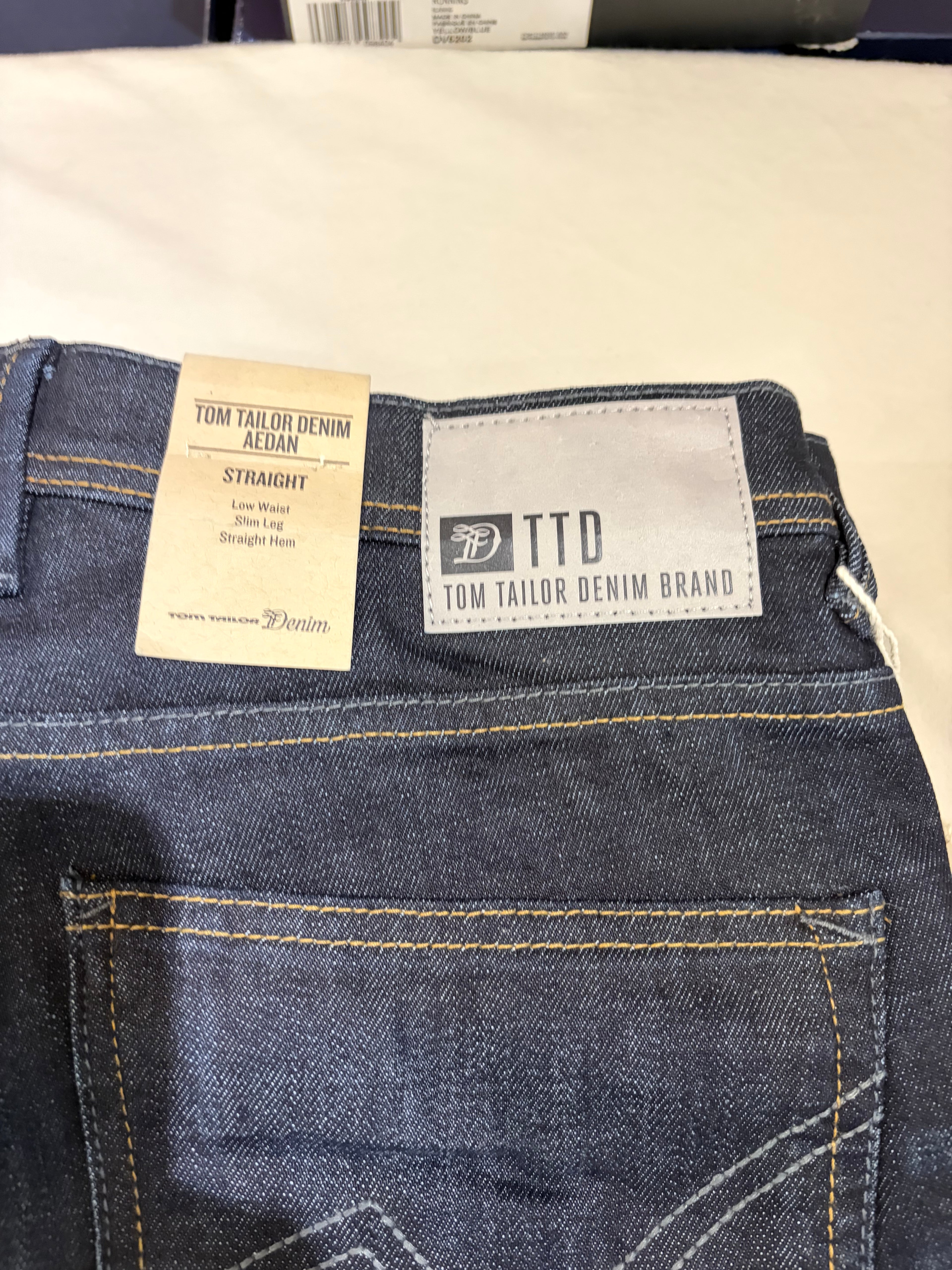 Jean Tom Tailor Denim Aedan Straight Homme Bleu Brut Foncé – Neuf avec étiquettes – Taille 32/32