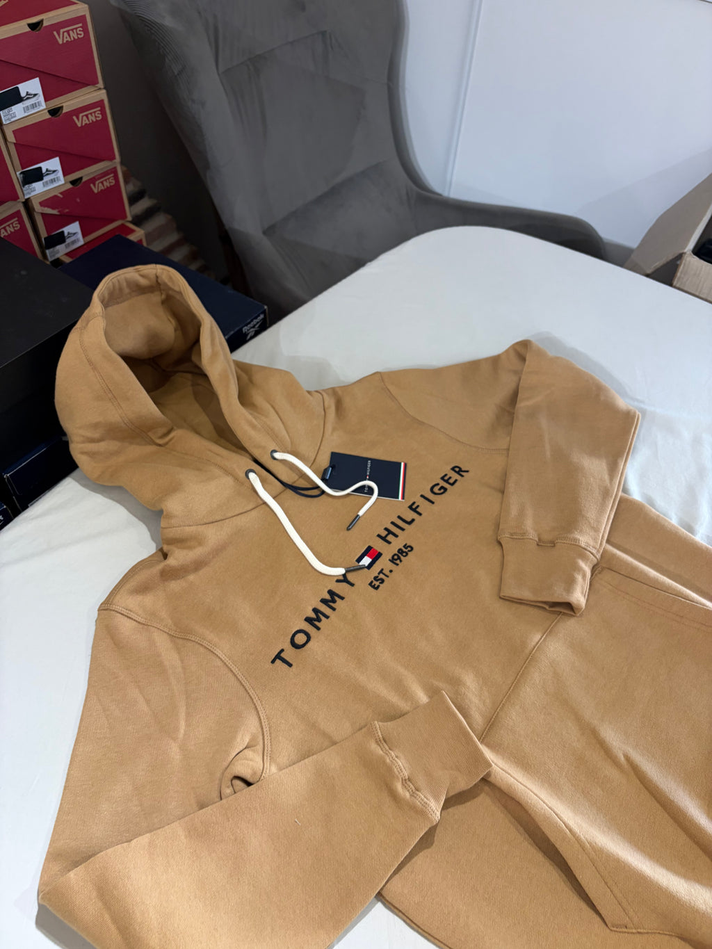 Sweat à capuche Tommy Hilfiger Logo Hoody Camel Homme Taille M