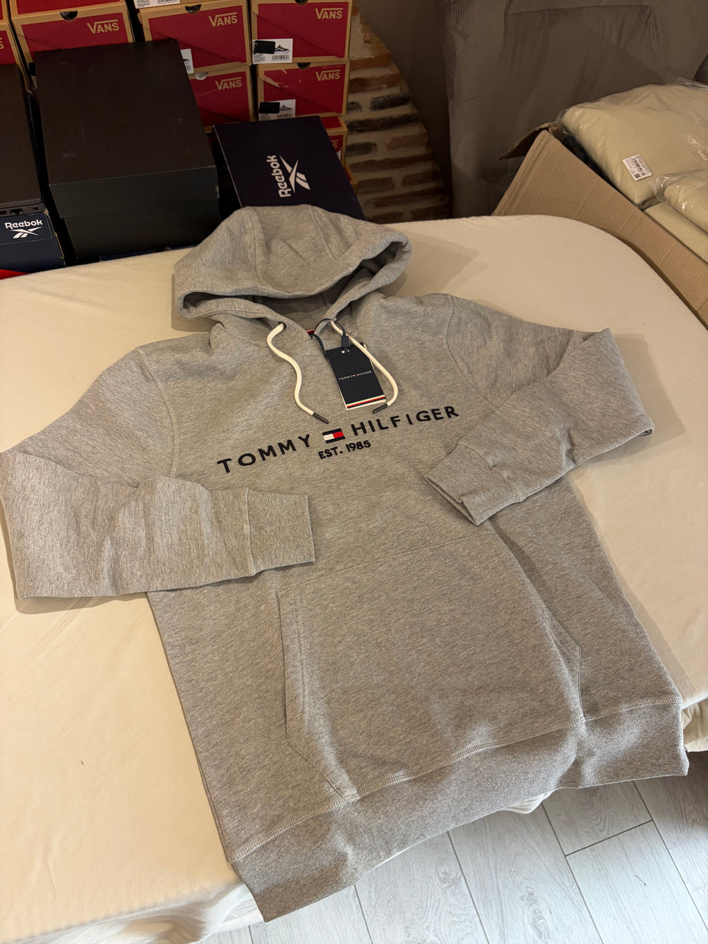 Sweat à capuche Tommy Hilfiger Homme Gris Chiné Cloud Heather Taille L - Tommy Logo Hoody - Neuf