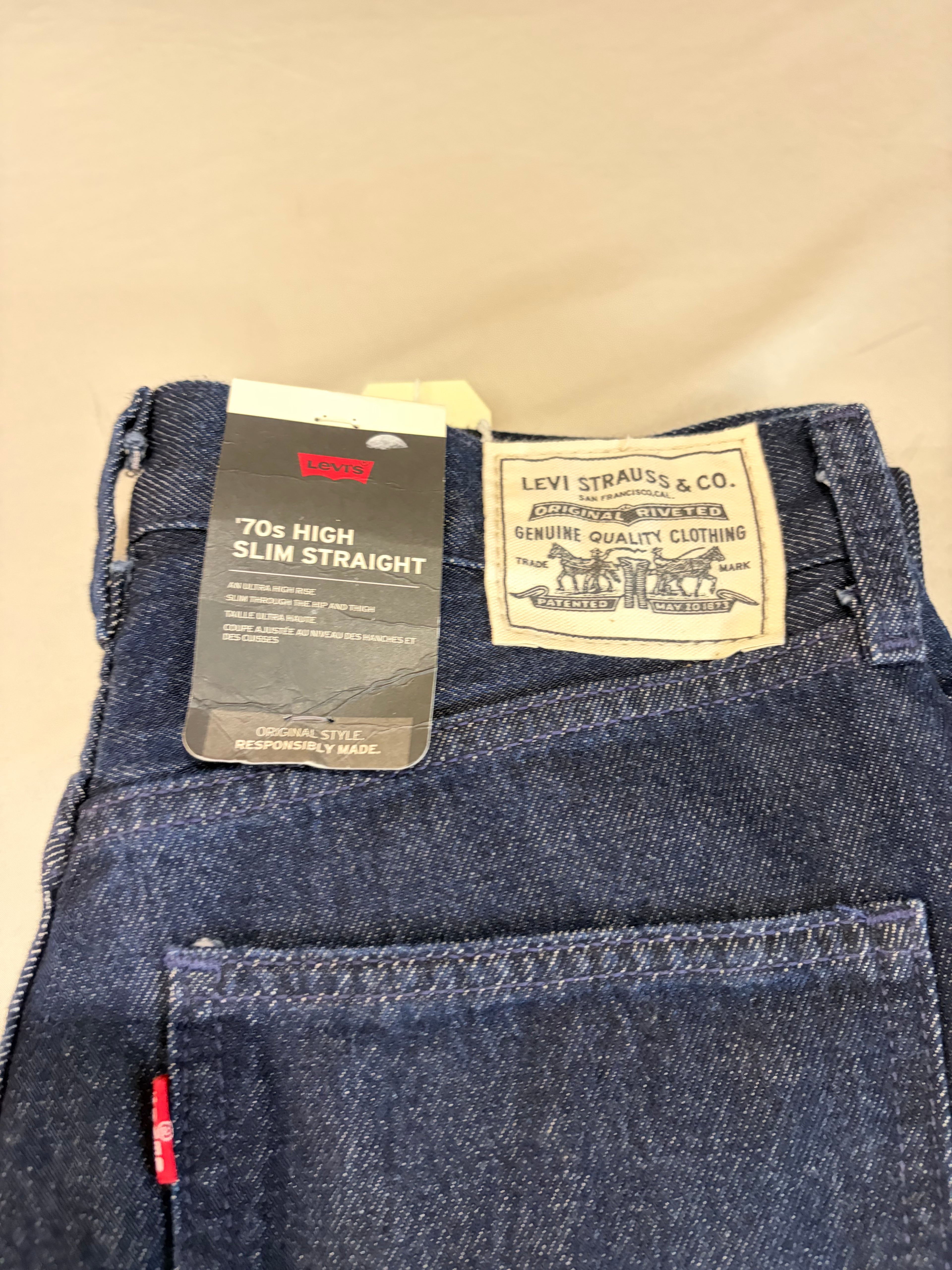 Jean Levi's® 70s High Slim Straight Femme Bleu Brut – Taille W27 L32 – Neuf avec Étiquette