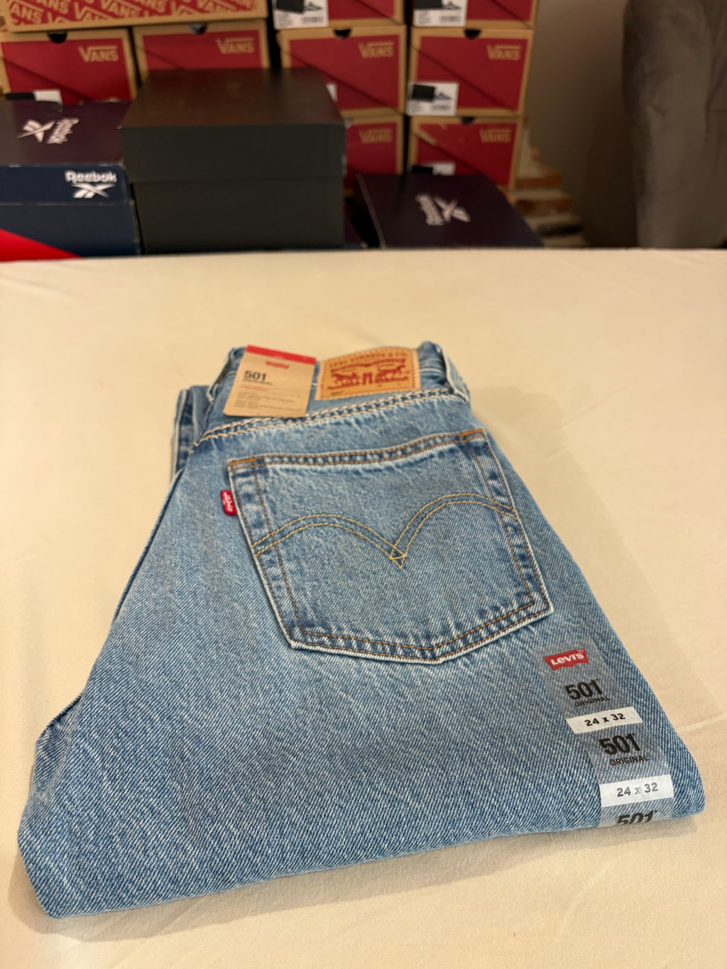 Levi's 501 Original Femme Bleu Clair 24x32 | Jean Droit Iconique Neuf