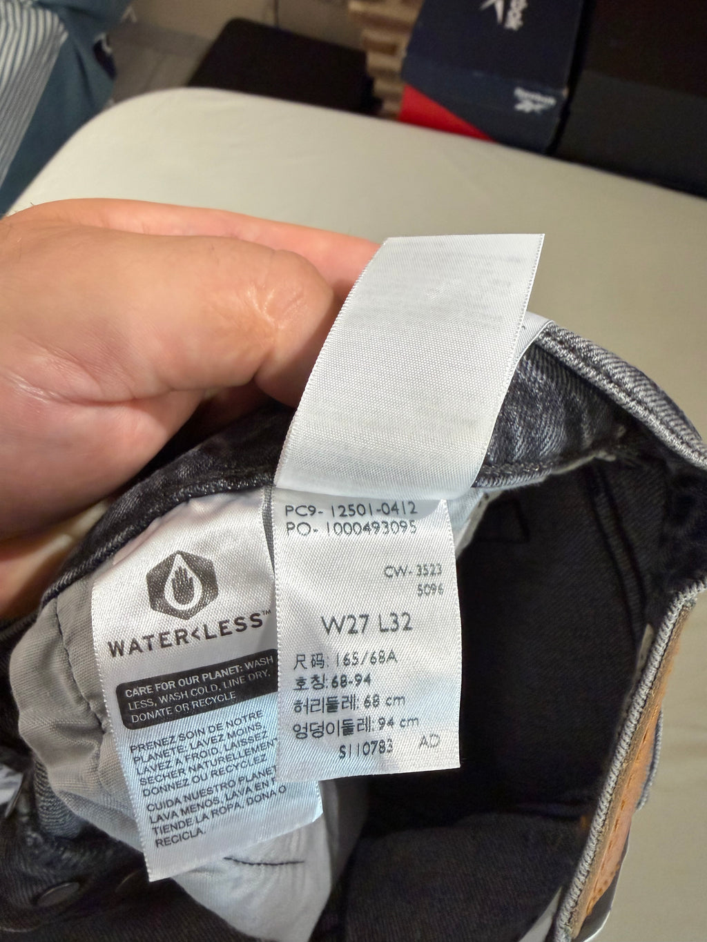 Jean Levi's® 501® Original Femme Gris Délavé – Taille W27 L32 – Neuf avec Étiquette