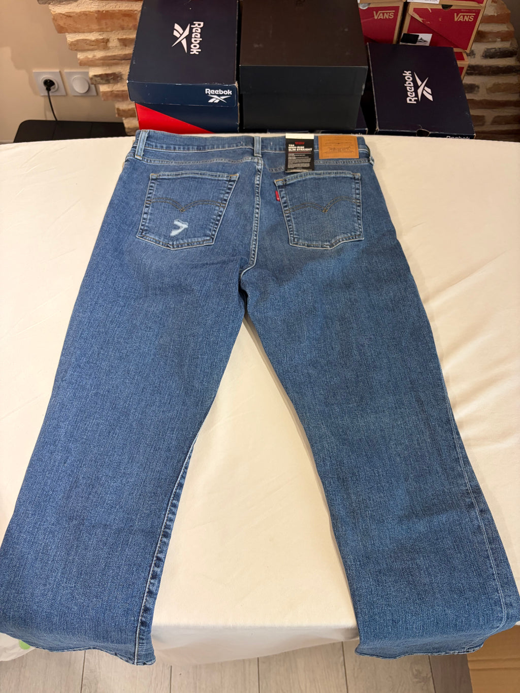 Jean Levi's® 724 High-Rise Slim Straight Femme Bleu Denim – Taille 32 – Neuf avec Étiquette