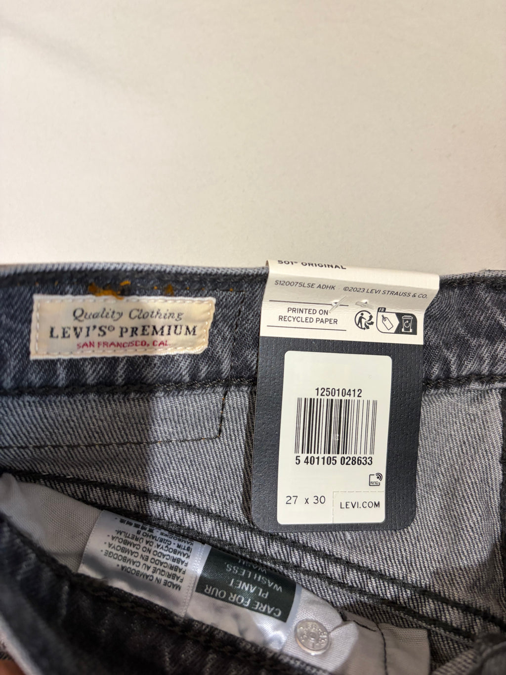 Jean Levi's® 501® Original Femme Gris Délavé – Taille W27 L30 – Neuf avec Étiquette