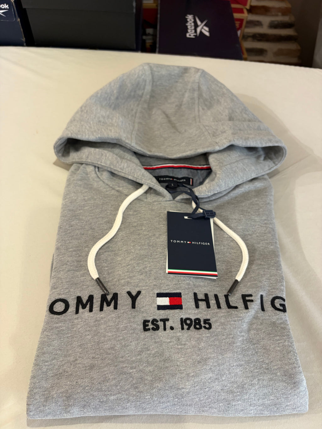 Sweat à capuche Tommy Hilfiger Homme Gris Chiné Cloud Heather Taille L - Tommy Logo Hoody - Neuf