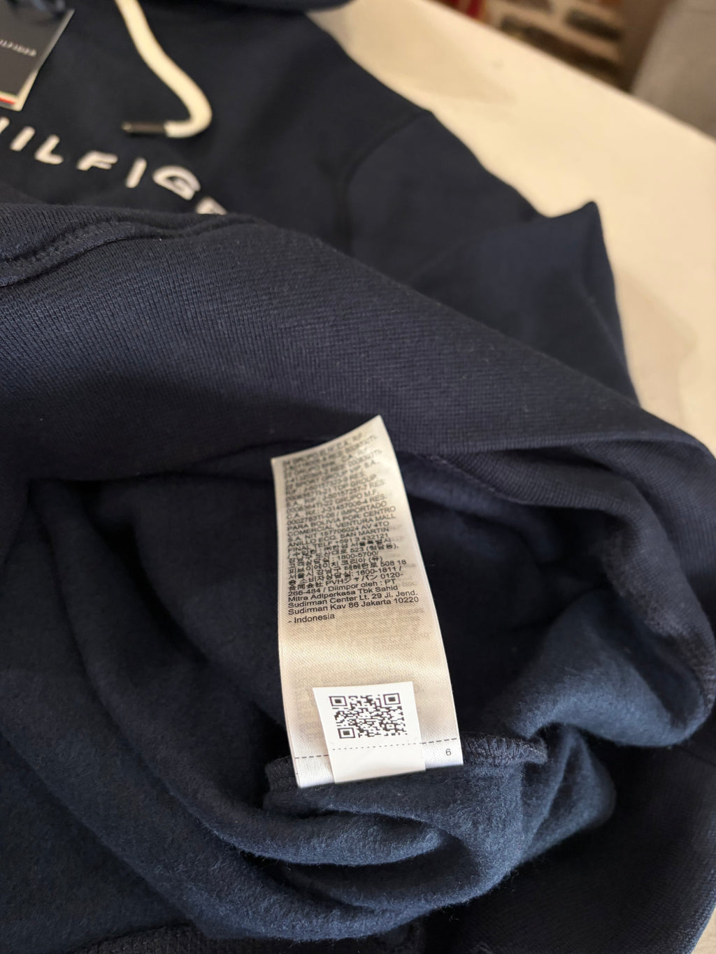 Sweat à capuche Tommy Hilfiger Logo Hoody MW0MW10752 Bleu Marine Homme Taille L