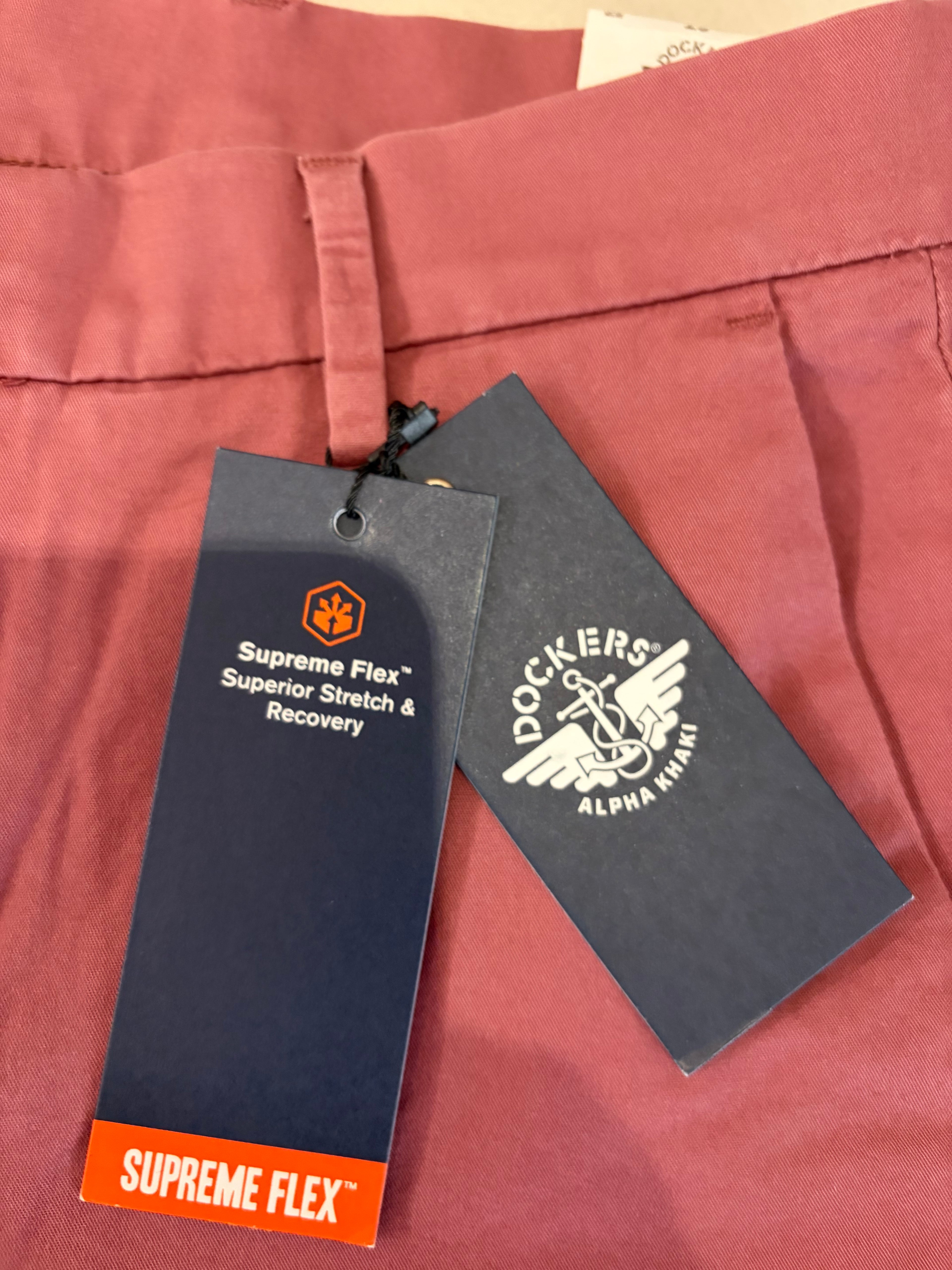 Short Chino Dockers Alpha Khakis Supreme Flex Rose Vieux Homme W29 Neuf avec Étiquette