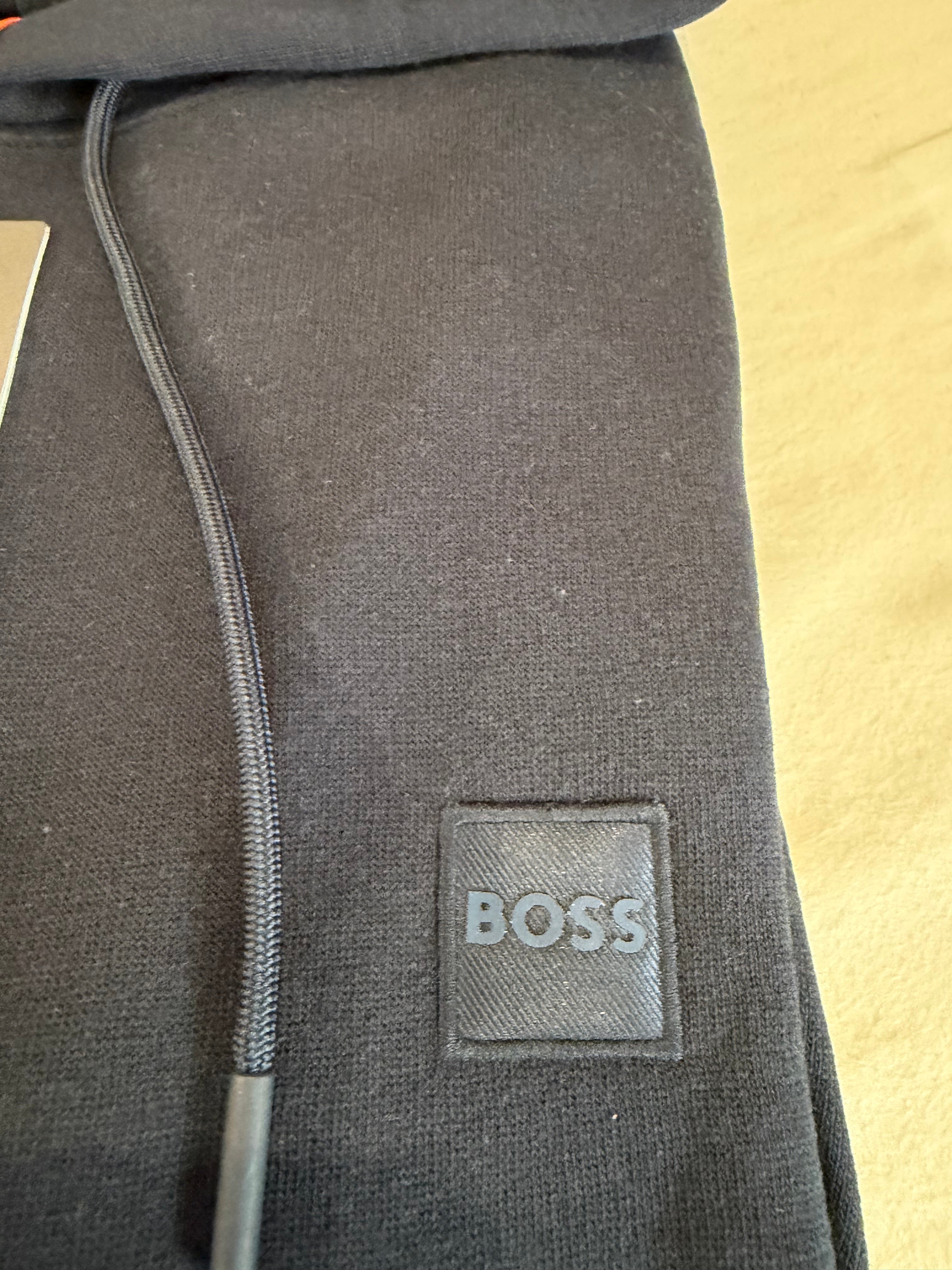 Sweat à Capuche BOSS Homme Wetalk Bleu Marine – Logo Patch – Taille S – Neuf