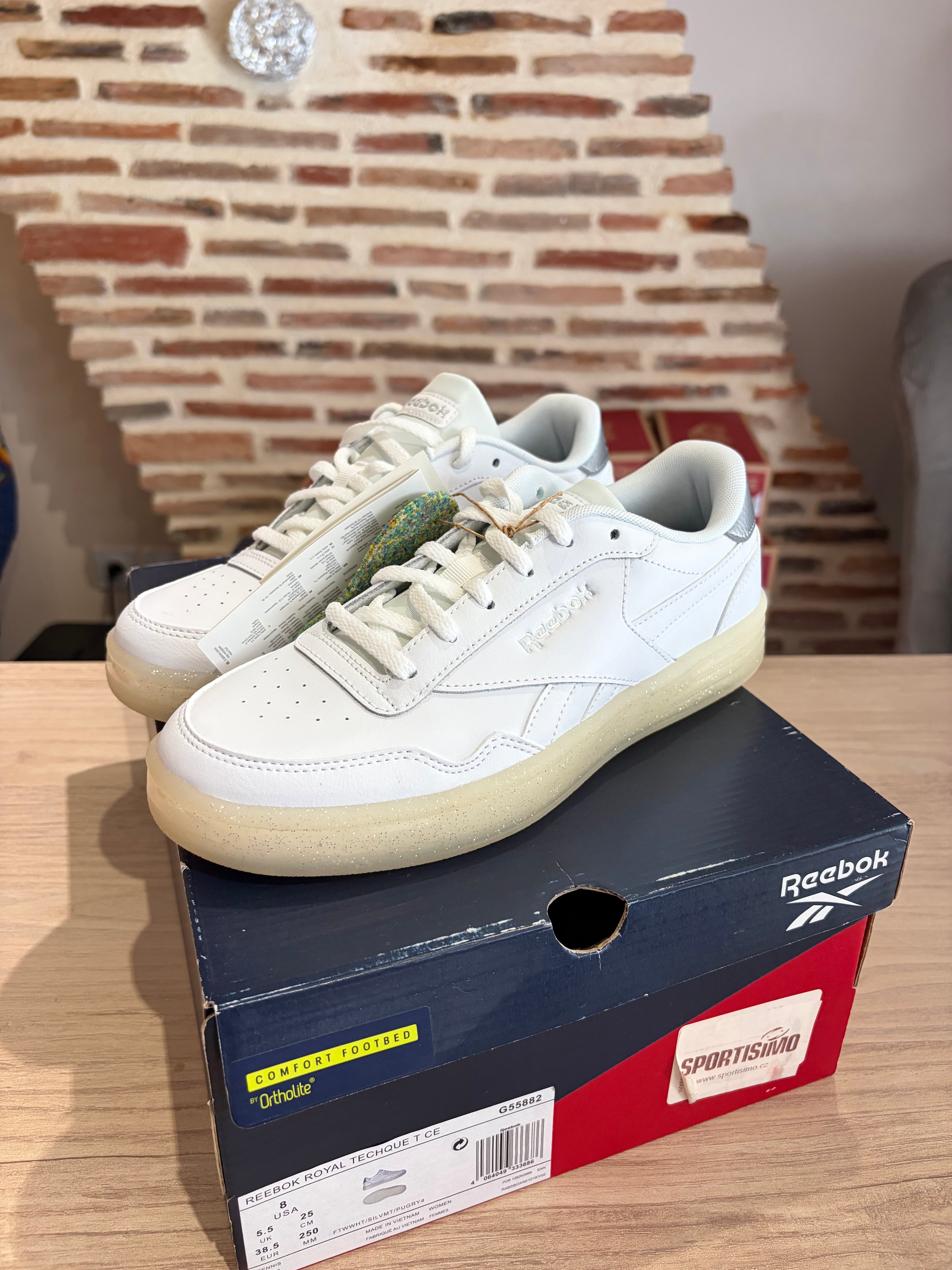 Reebok Royal Techque T CE Femme Blanche – Pointure 38,5 – Neuves avec boîte