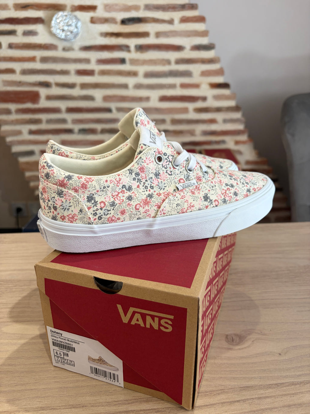 Vans Doheny Ditsy Floral Femme – Pointure 36,5 – Neuves avec boîte
