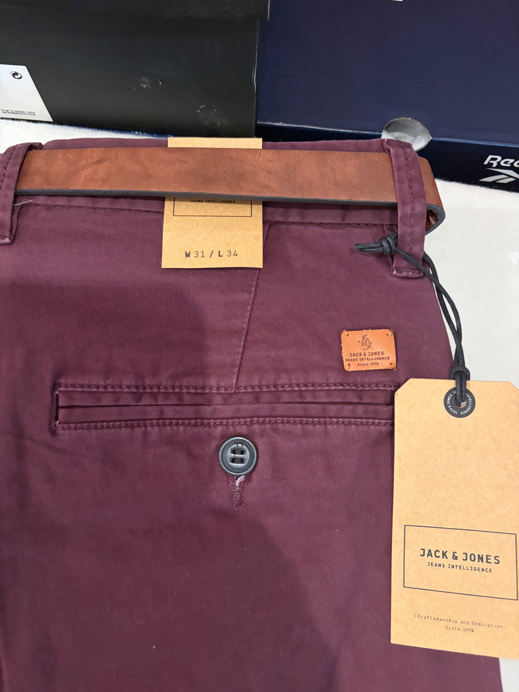 Pantalon Chino Jack & Jones JJICODY JJSPENCER Bordeaux W31 L34 Neuf avec Ceinture