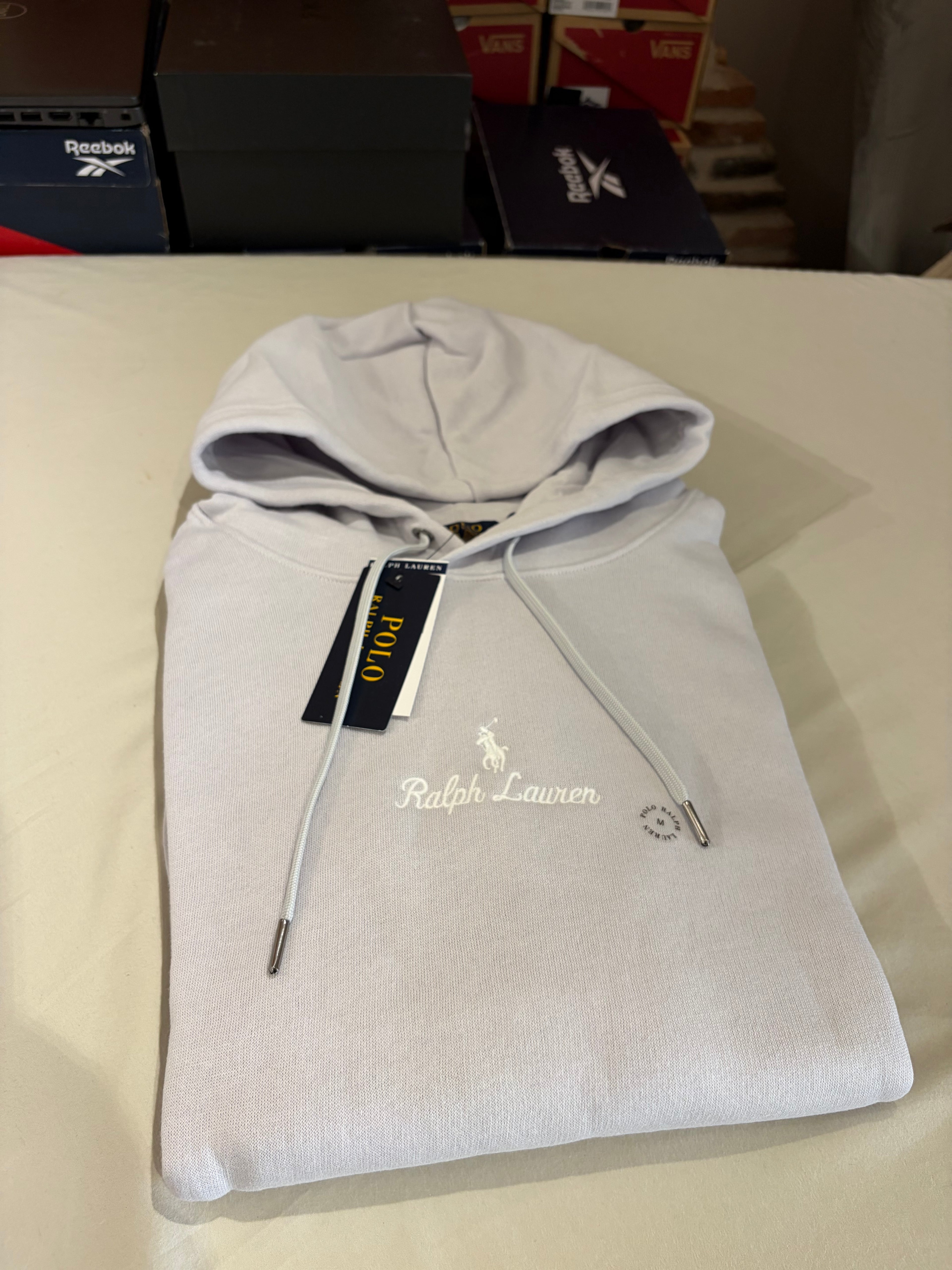 Sweat à capuche Polo Ralph Lauren gris perle brodé – Homme – Taille M