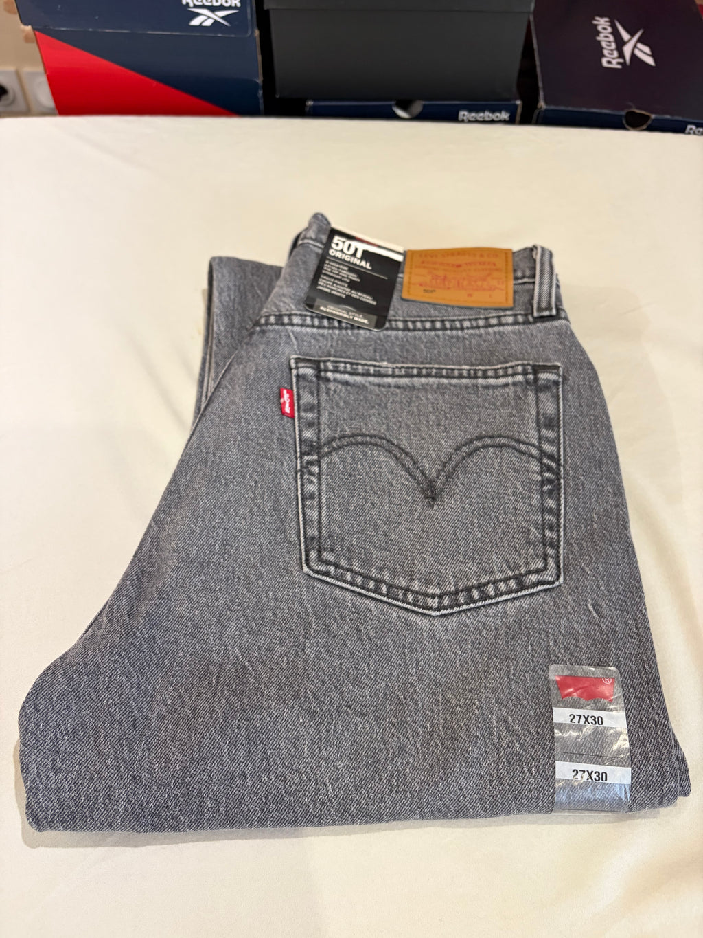 Jean Levi's® 501® Original Femme Gris Délavé – Taille W27 L30 – Neuf avec Étiquette