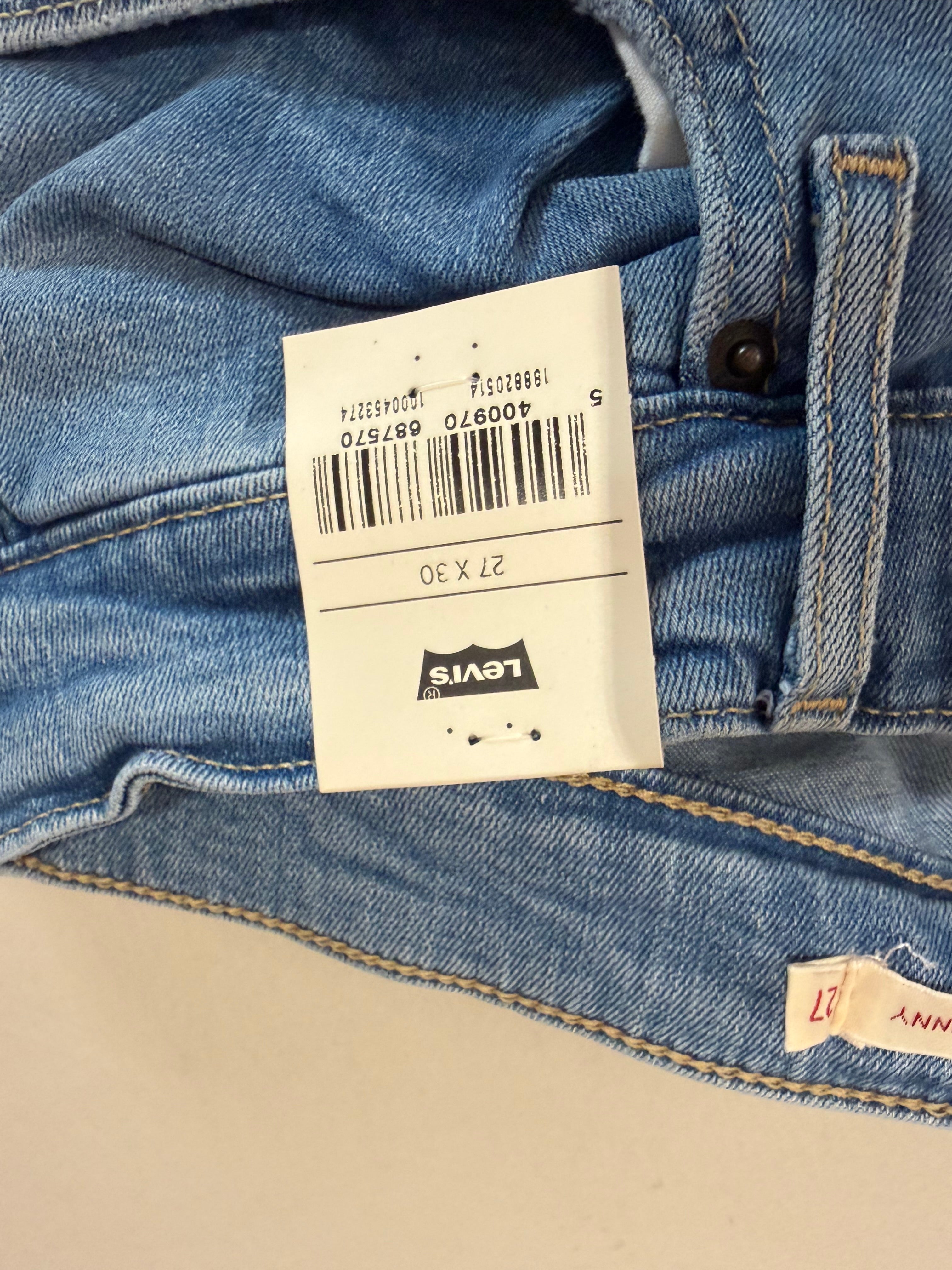 Jean Levi's® 721 High-Rise Skinny Femme Bleu Denim Clair – Taille W27 L30 – Neuf avec Étiquette