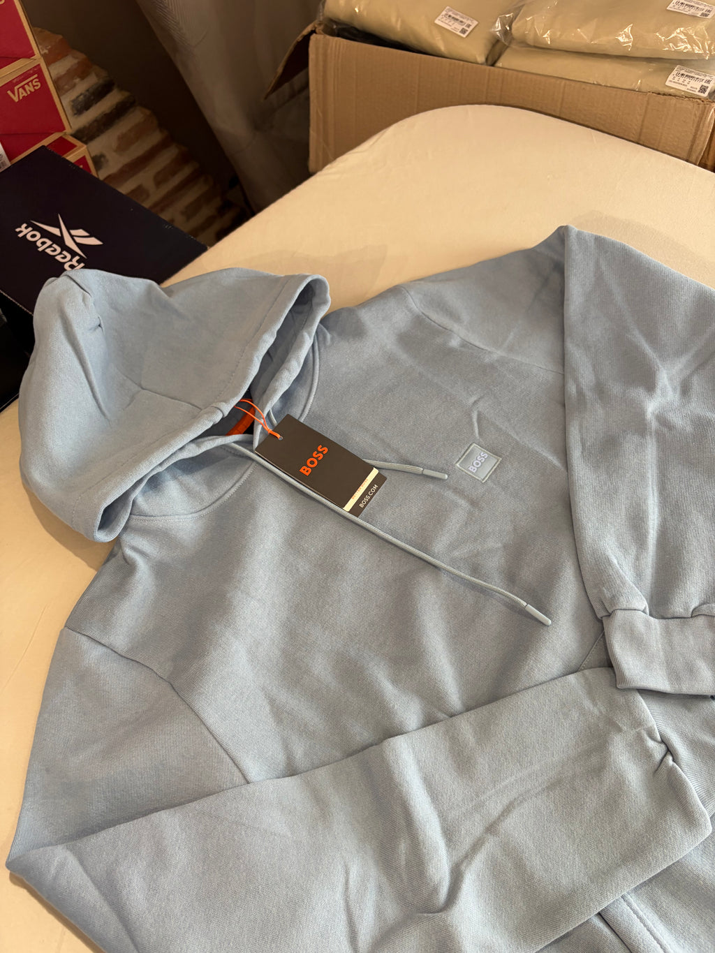 Sweat à capuche BOSS Homme Bleu Ciel Taille L - Logo Patch - Neuf