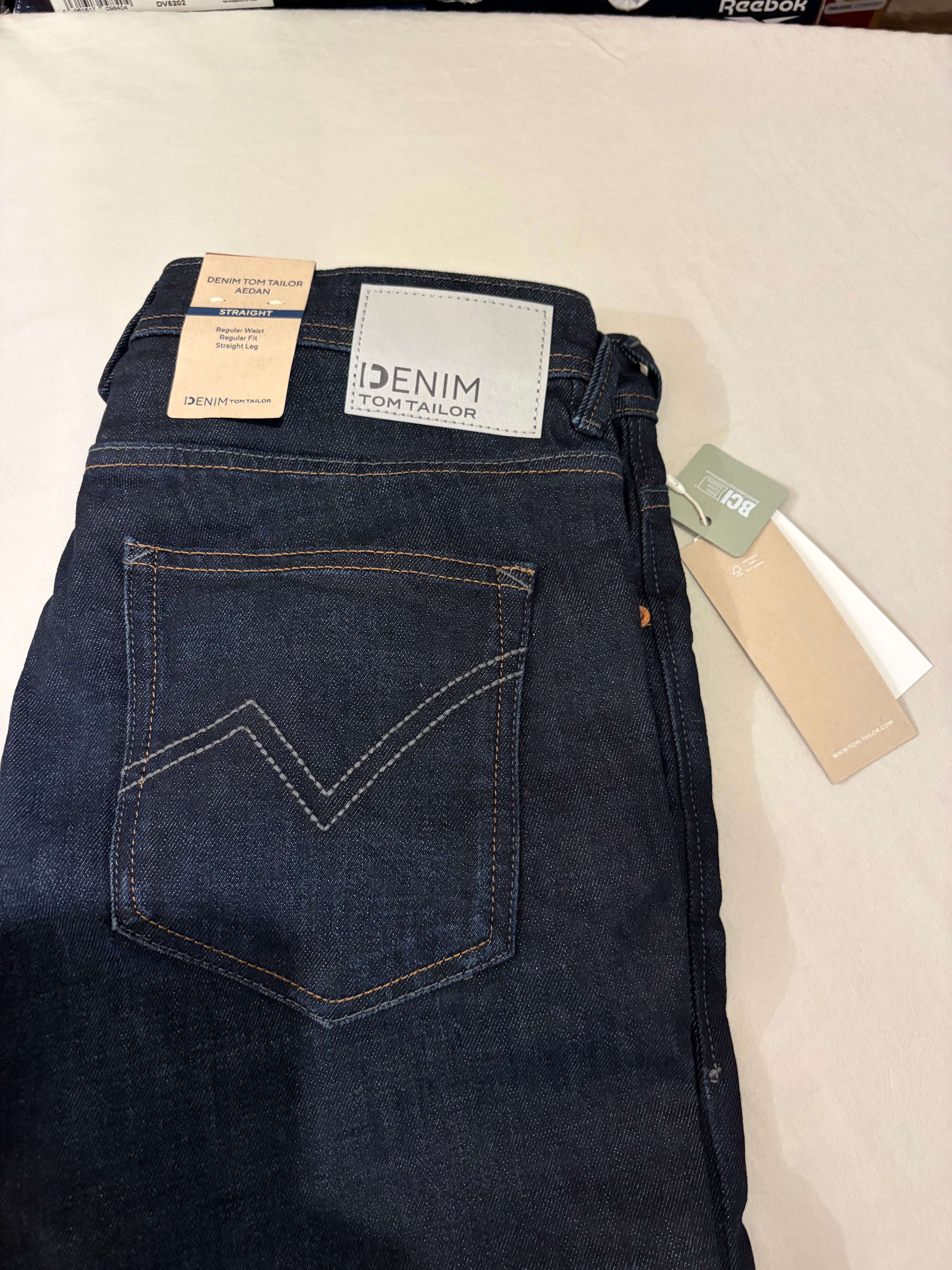 Jean Tom Tailor Denim Aedan Straight Homme Bleu Brut Foncé – Neuf avec étiquettes – Taille 31/32