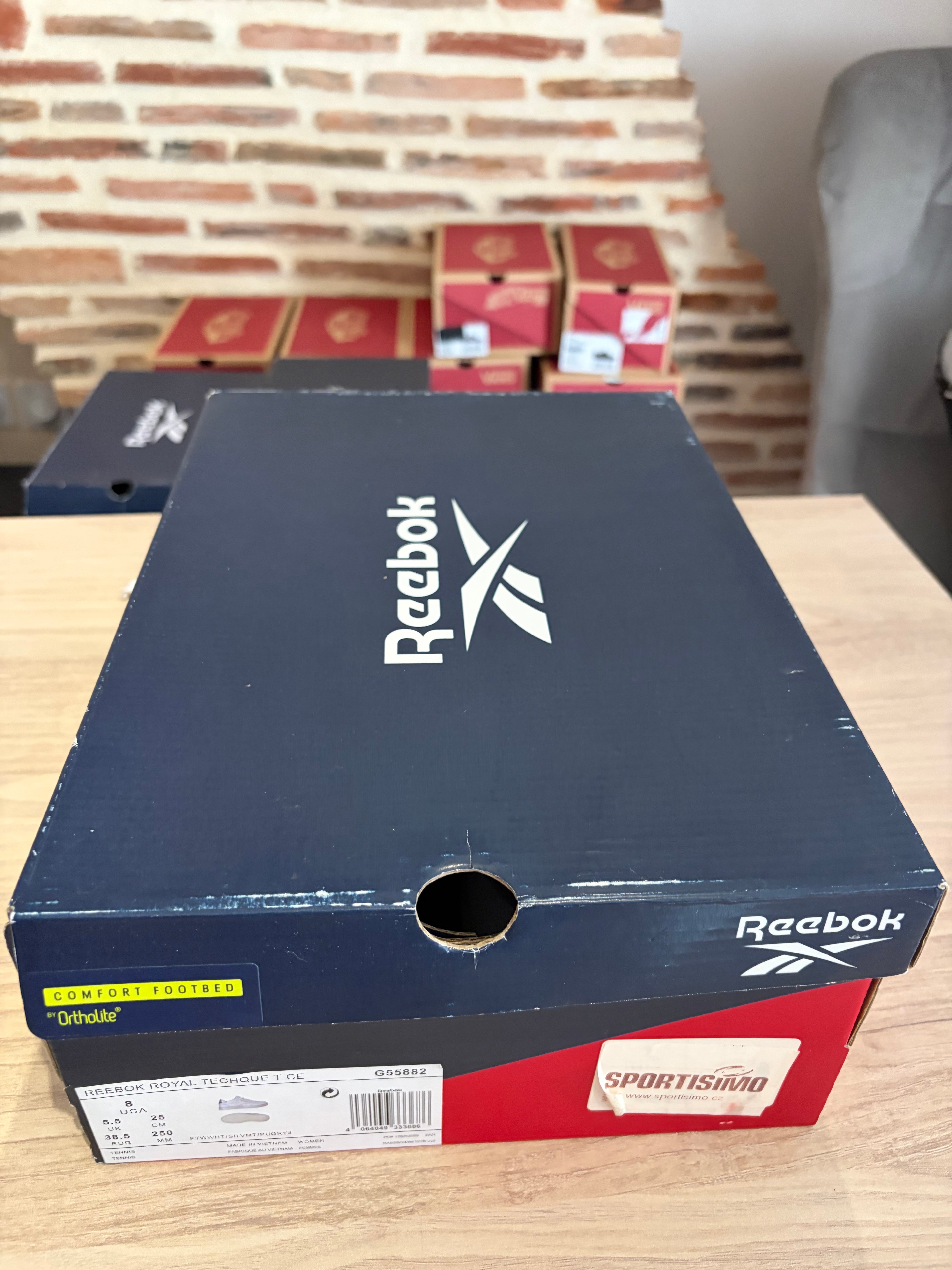 Reebok Royal Techque T CE Femme Blanche – Pointure 38,5 – Neuves avec boîte