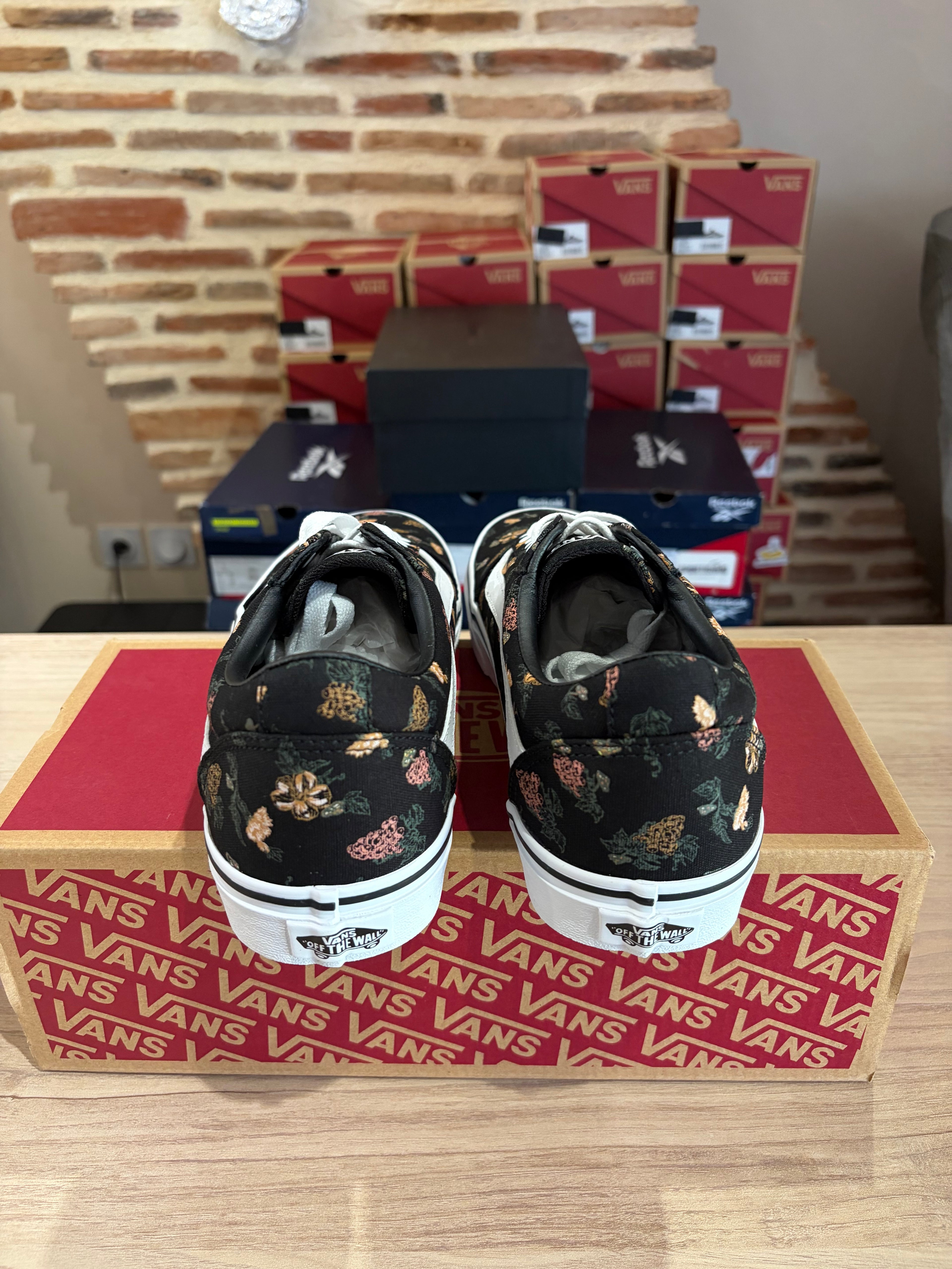 Vans Ward Garden Floral Black/White – Baskets Femme Taille 41