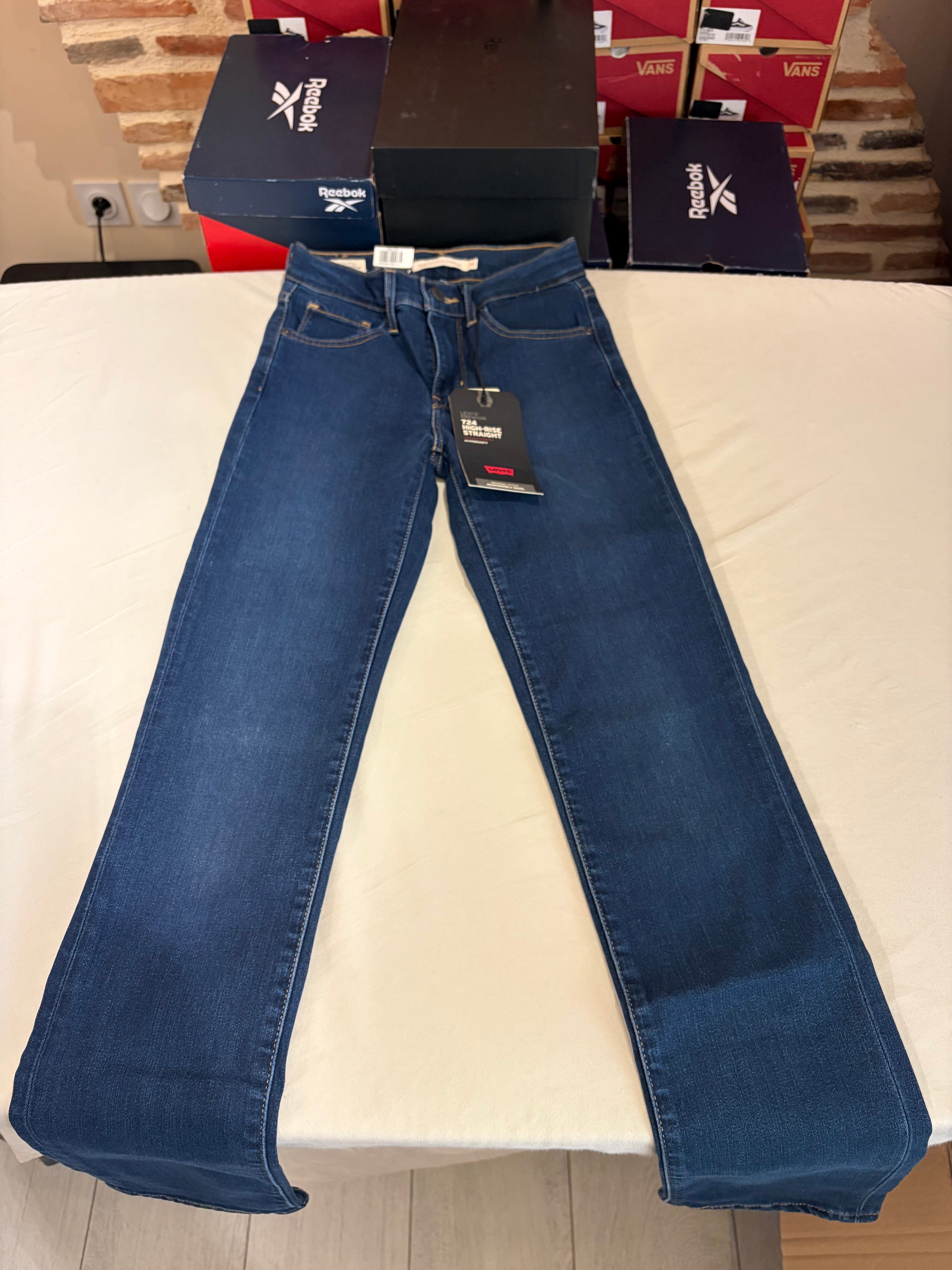 Levi's Premium 724 High-Rise Straight Femme Bleu Foncé 24x30 | Jean Taille Haute Neuf