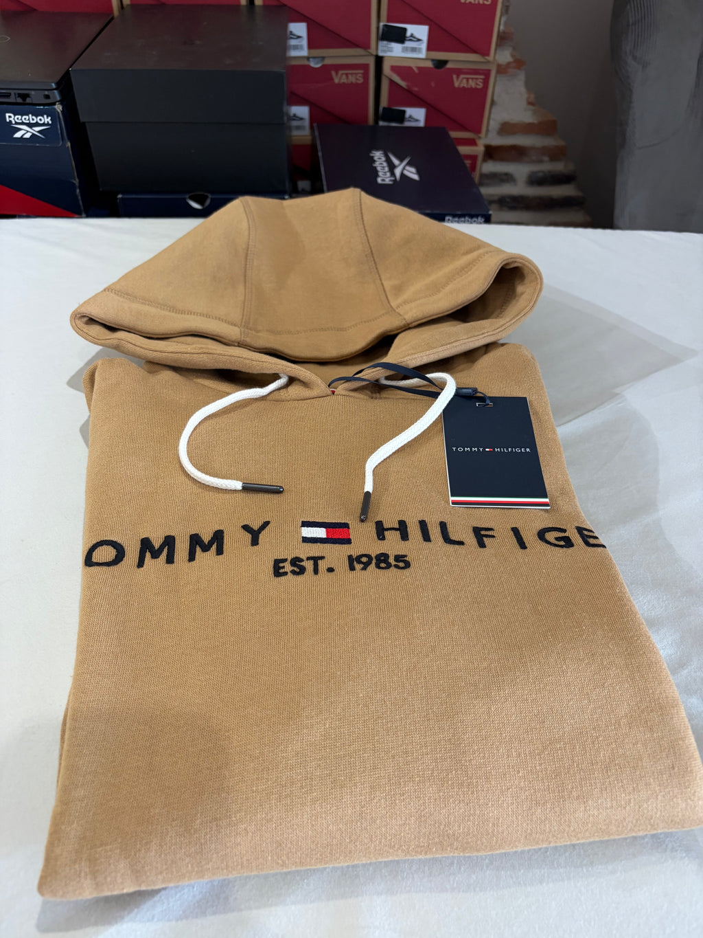 Sweat à capuche Tommy Hilfiger Logo Hoody Camel Homme Taille M