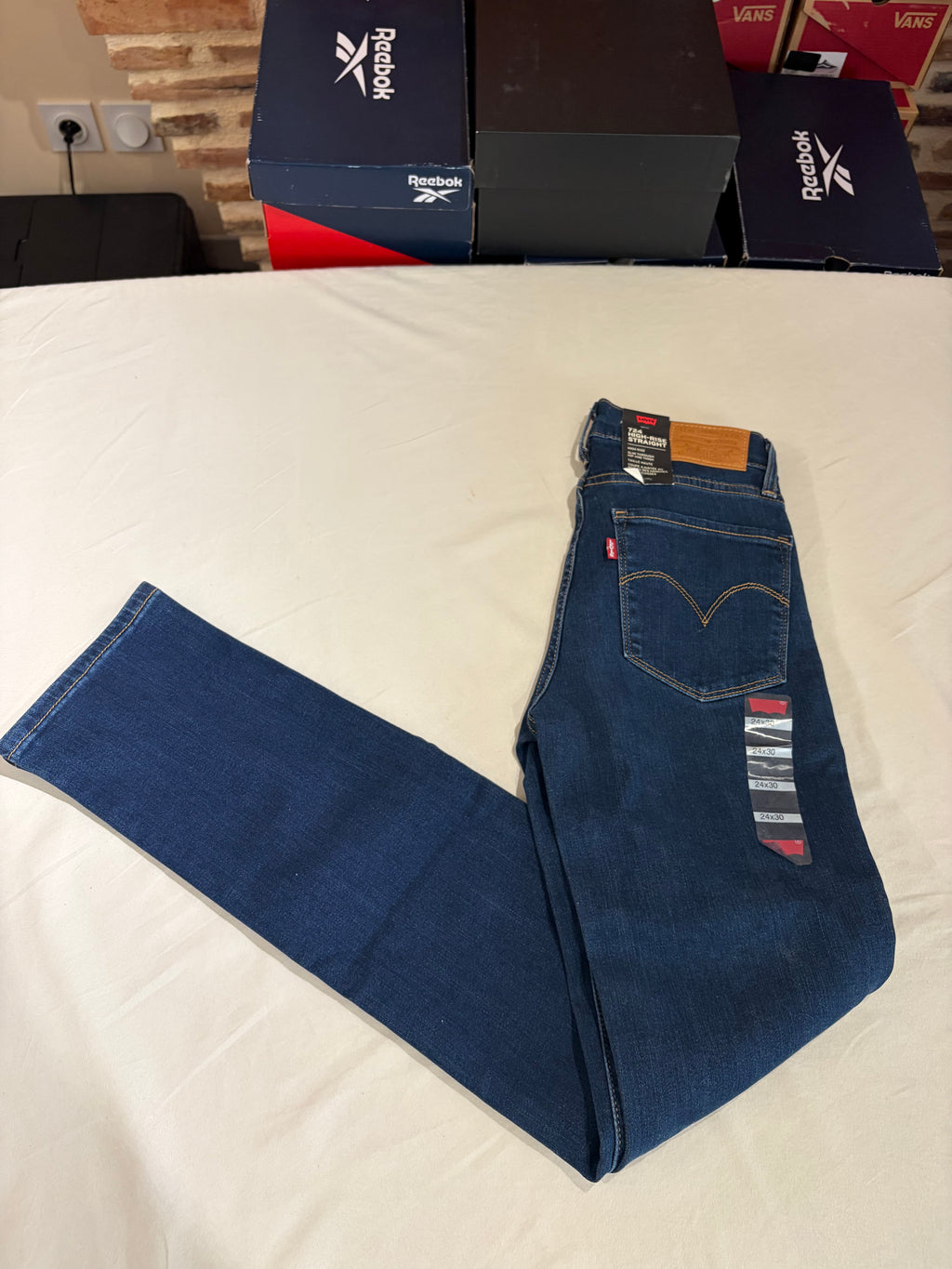 Levi's Premium 724 High-Rise Straight Femme Bleu Foncé 24x30 | Jean Taille Haute Neuf