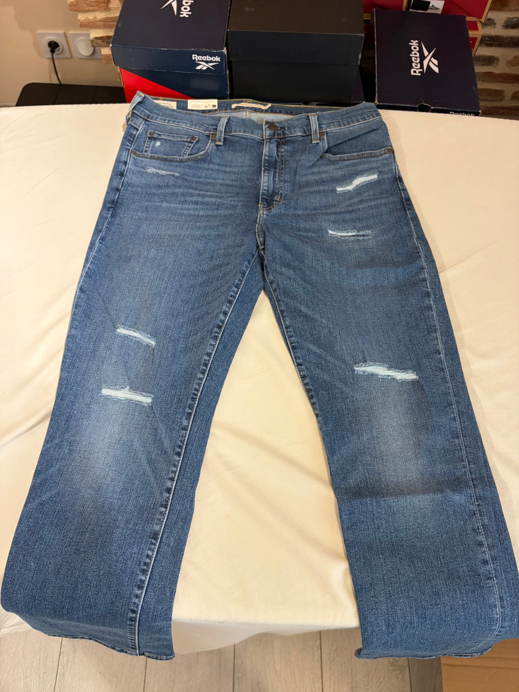 Jean Levi's® 724 High-Rise Slim Straight Femme Bleu Denim – Taille 32 – Neuf avec Étiquette