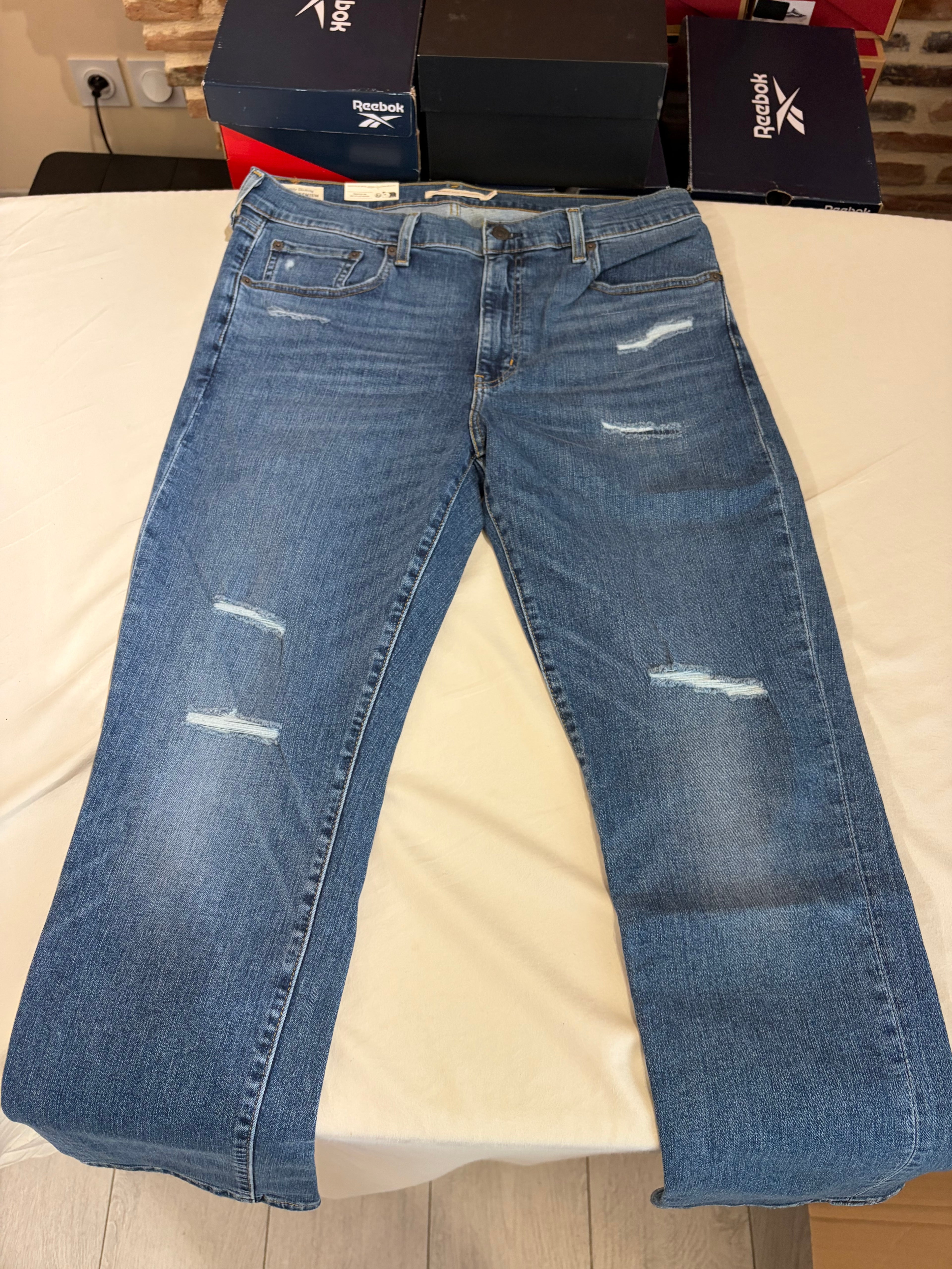 Jean Levi's® 724 High-Rise Slim Straight Femme Bleu Denim – Taille 32 – Neuf avec Étiquette