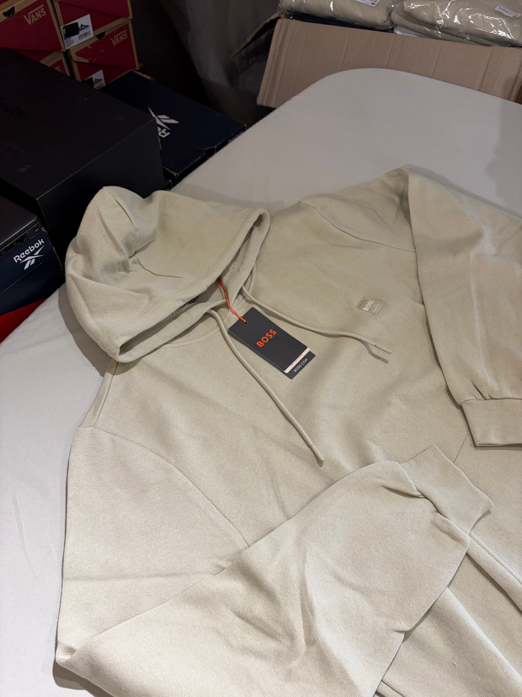 BOSS – Sweat à Capuche Homme Beige Clair Logo Patch – Taille XXL