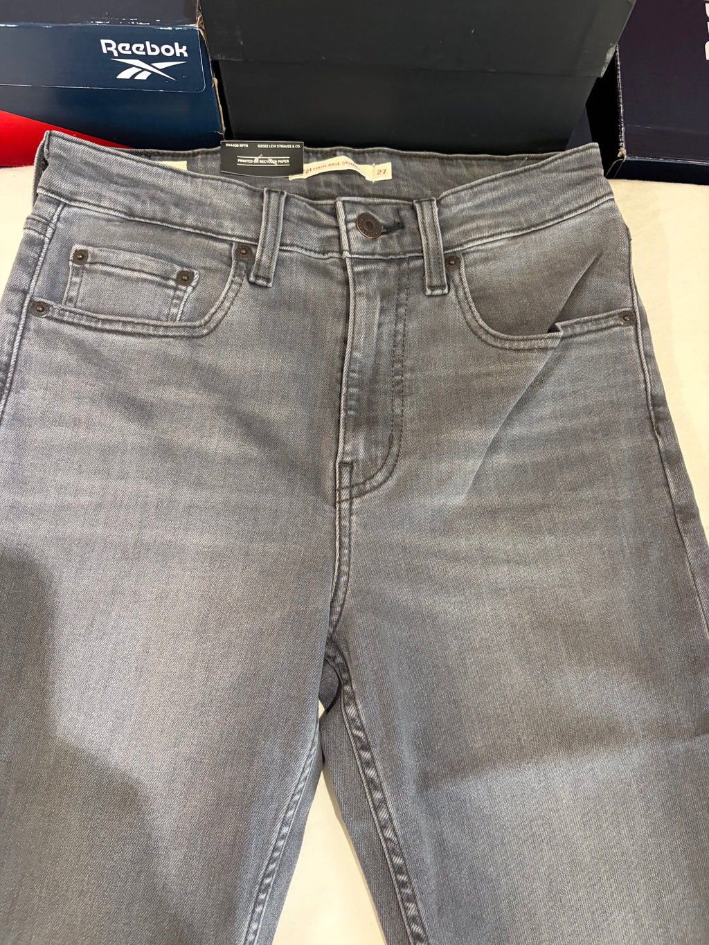 Jean Levi's® 721 High Rise Skinny Femme Gris Délavé – Taille W27 L30 – Neuf avec Étiquette