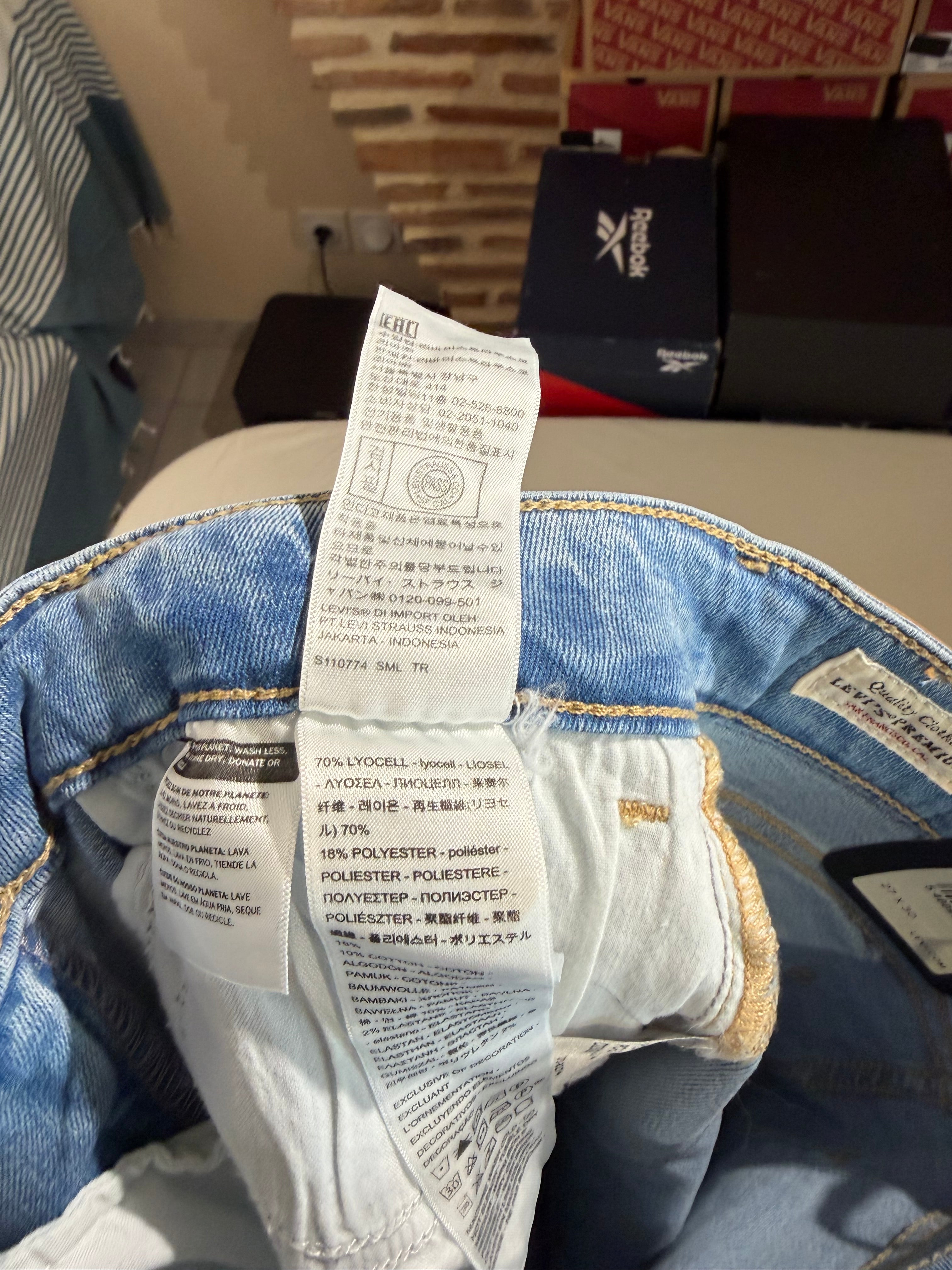 Jean Levi's® 721 High-Rise Skinny Femme Bleu Denim Clair – Taille W27 L30 – Neuf avec Étiquette