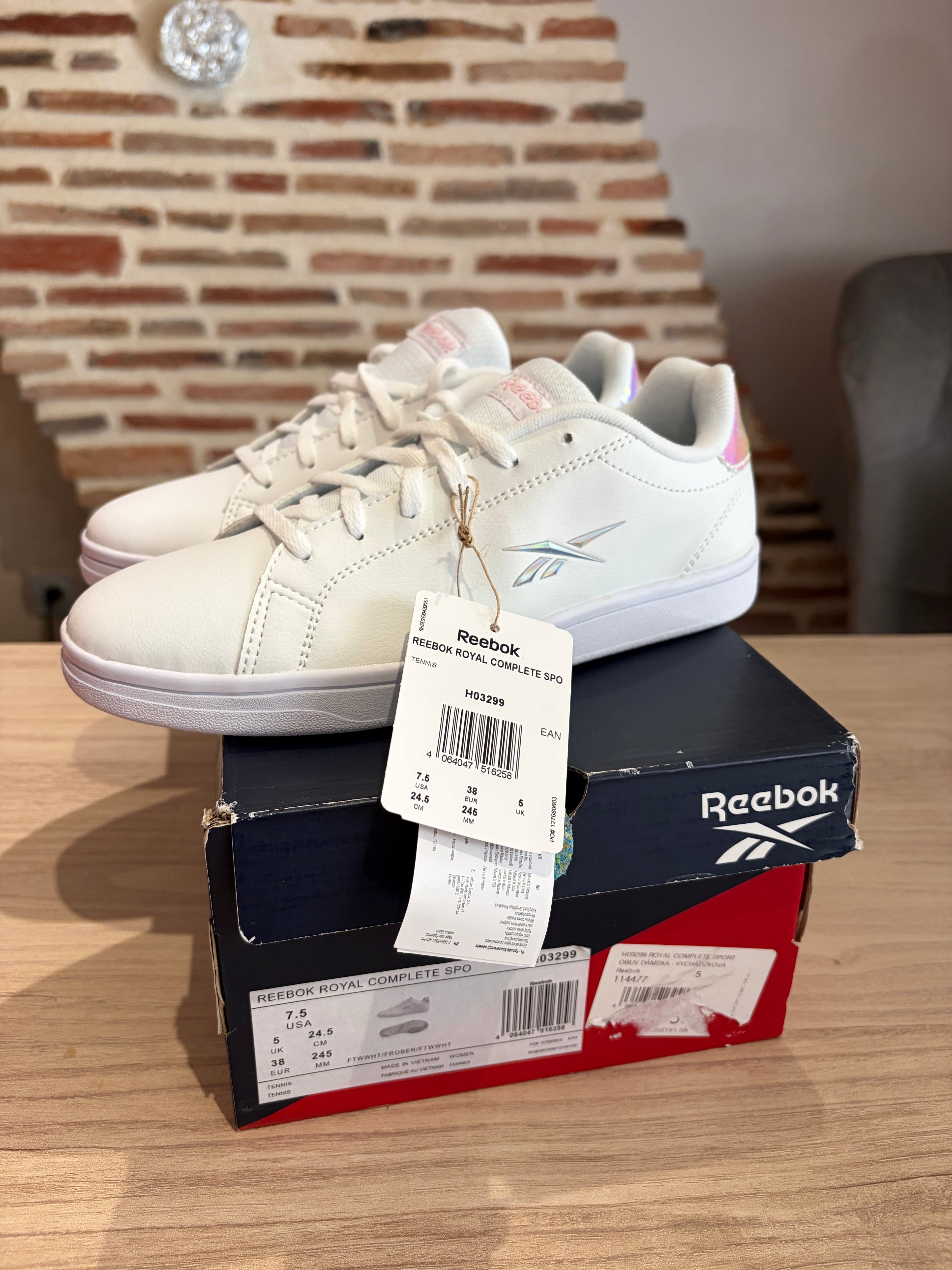 Reebok Royal Complete Sport Femme Blanche – Pointure 38 – Neuves avec boîte