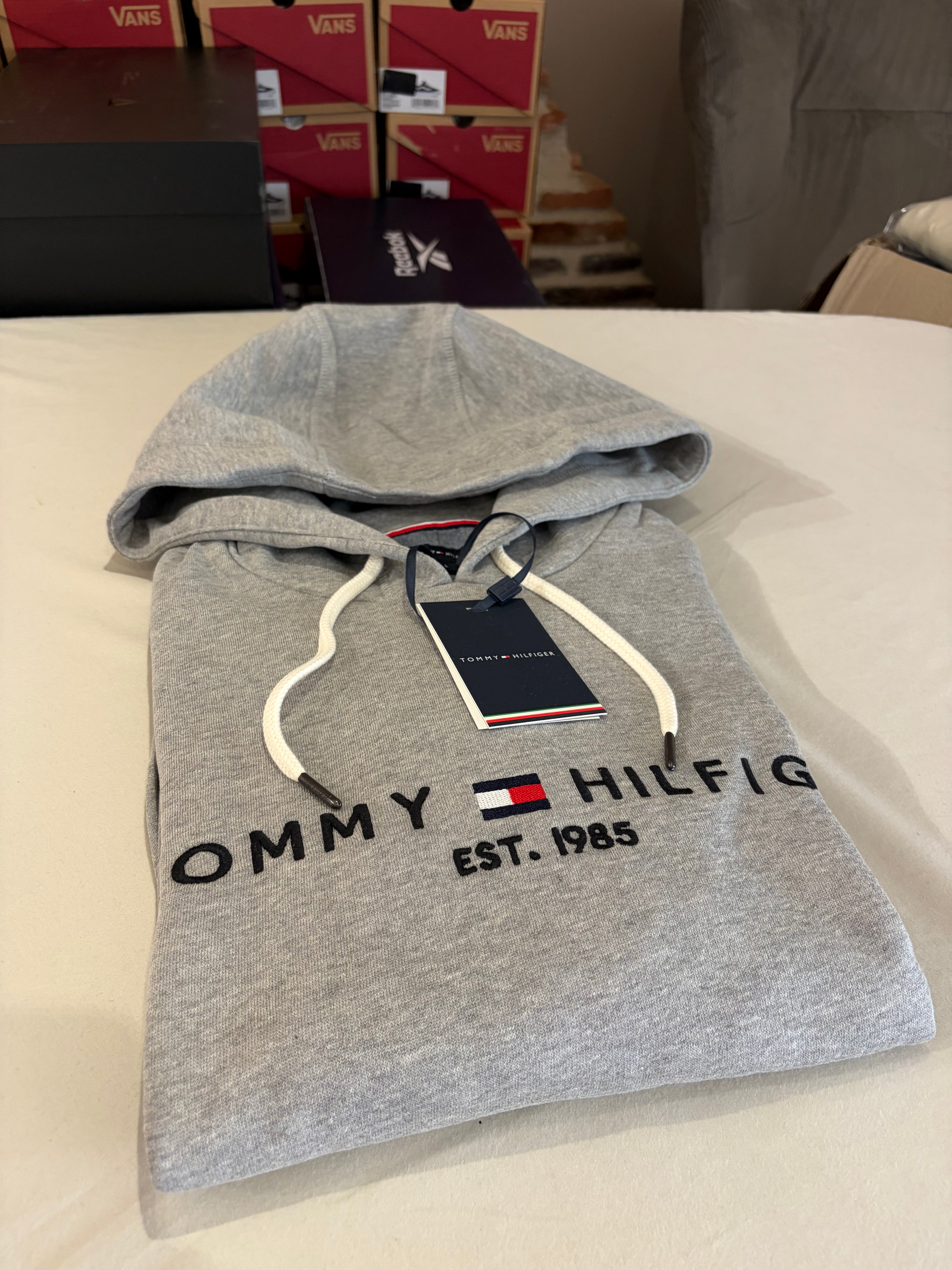 Sweat à capuche Tommy Hilfiger Homme Gris Chiné Cloud Heather Taille L - Tommy Logo Hoody - Neuf