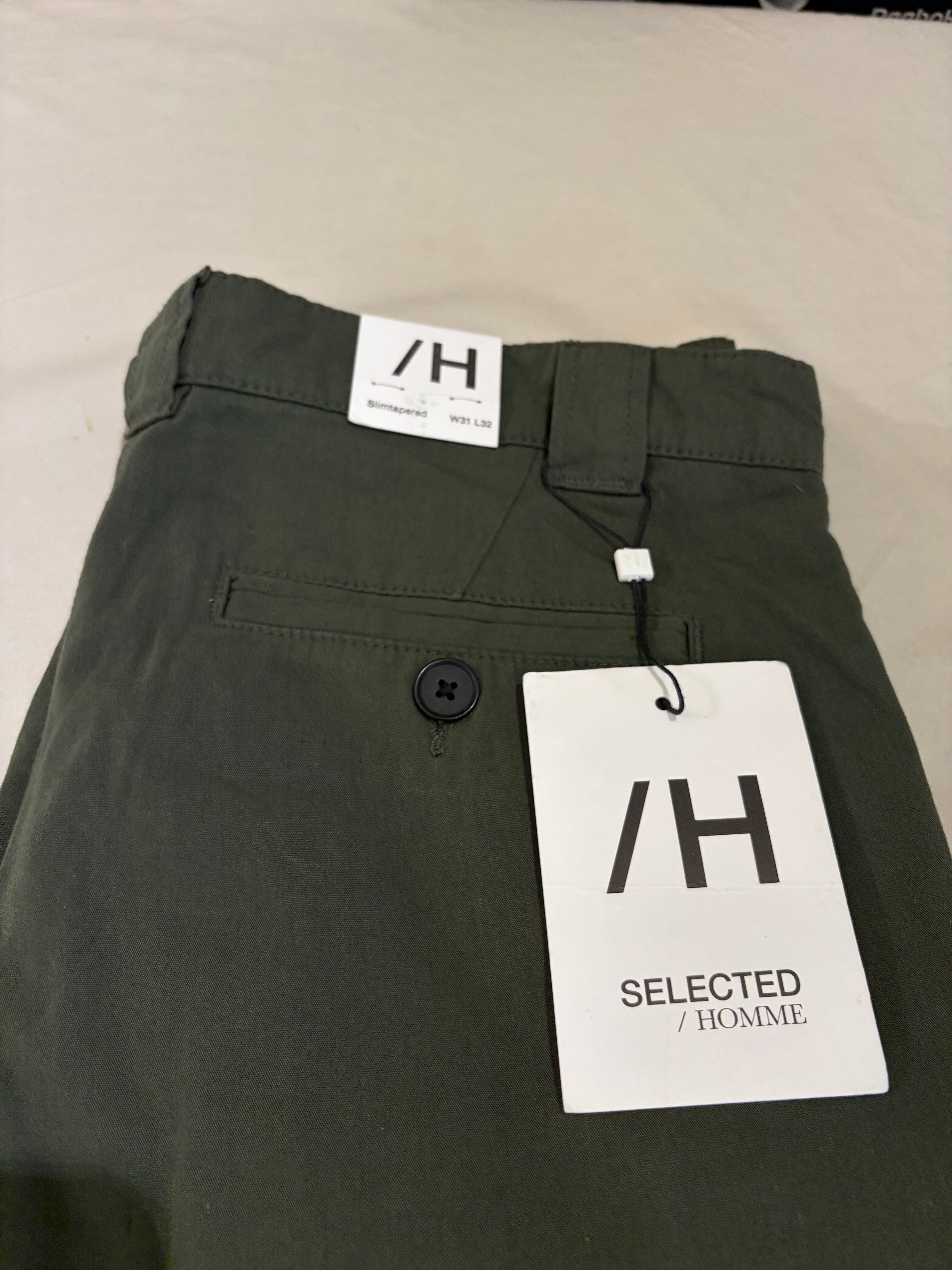 Pantalon Chino Selected Homme Slim Tapered Kaki Rosin – Neuf avec étiquette – Taille 31/32