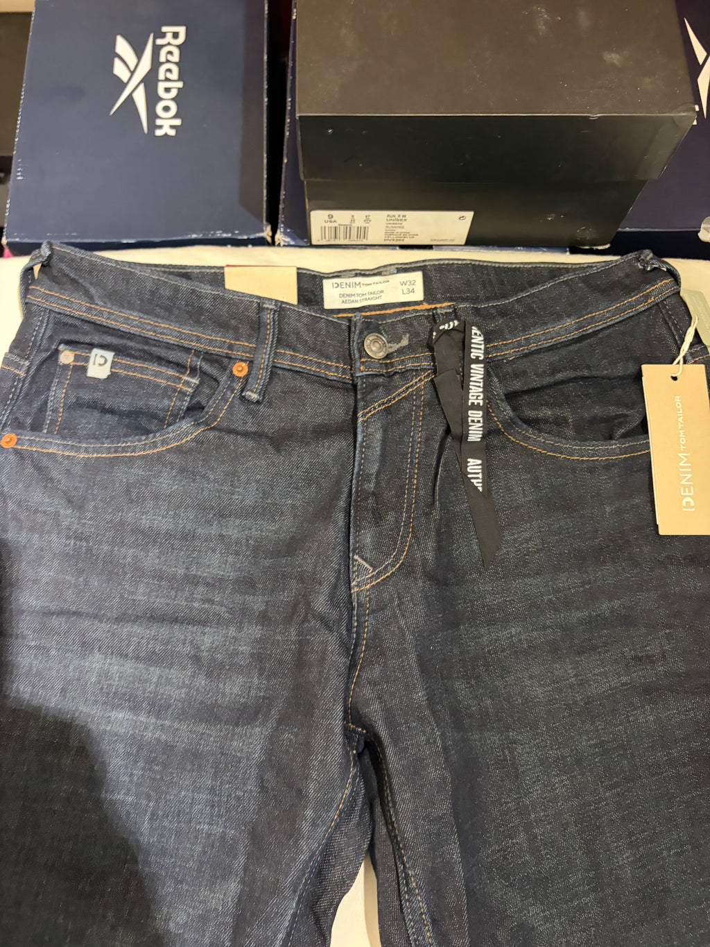 Jean Tom Tailor Denim Aedan Straight Homme Bleu Brut Foncé – Neuf avec étiquettes – Taille 32/34