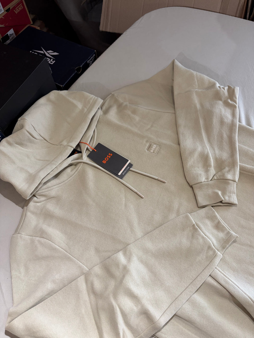 BOSS Sweat à capuche homme beige clair logo patch – Taille XL – Neuf avec étiquette