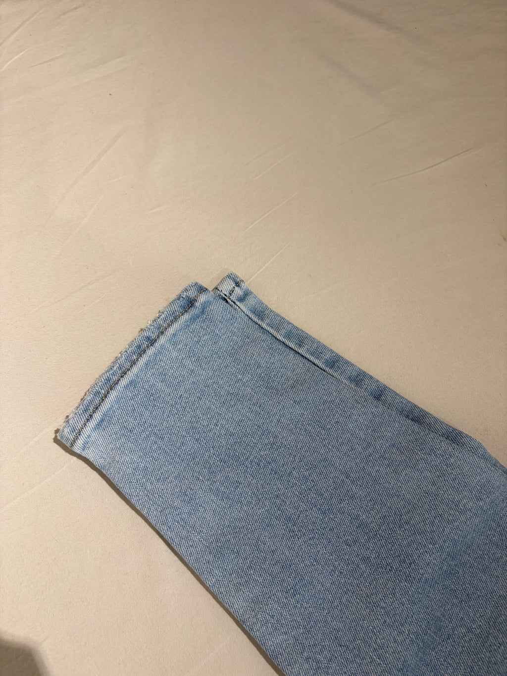 Levi's High-Waisted Mom Jeans Femme Bleu Clair 23x29 | Jean Taille Haute Neuf